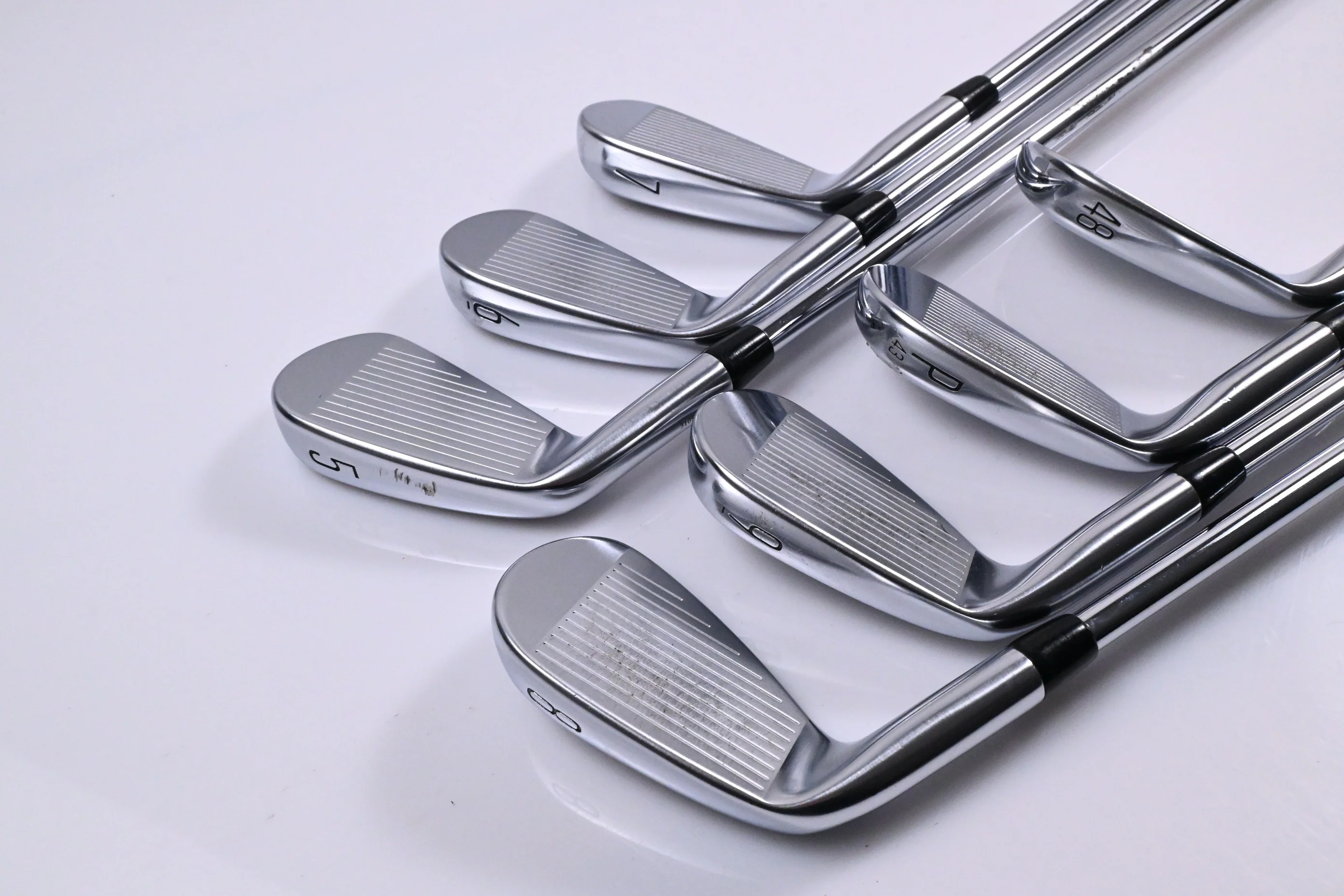 Titleist T200 2023 Irons / 5-PW+48° / Regular Flex AMT Black R300 Shafts - Image 4