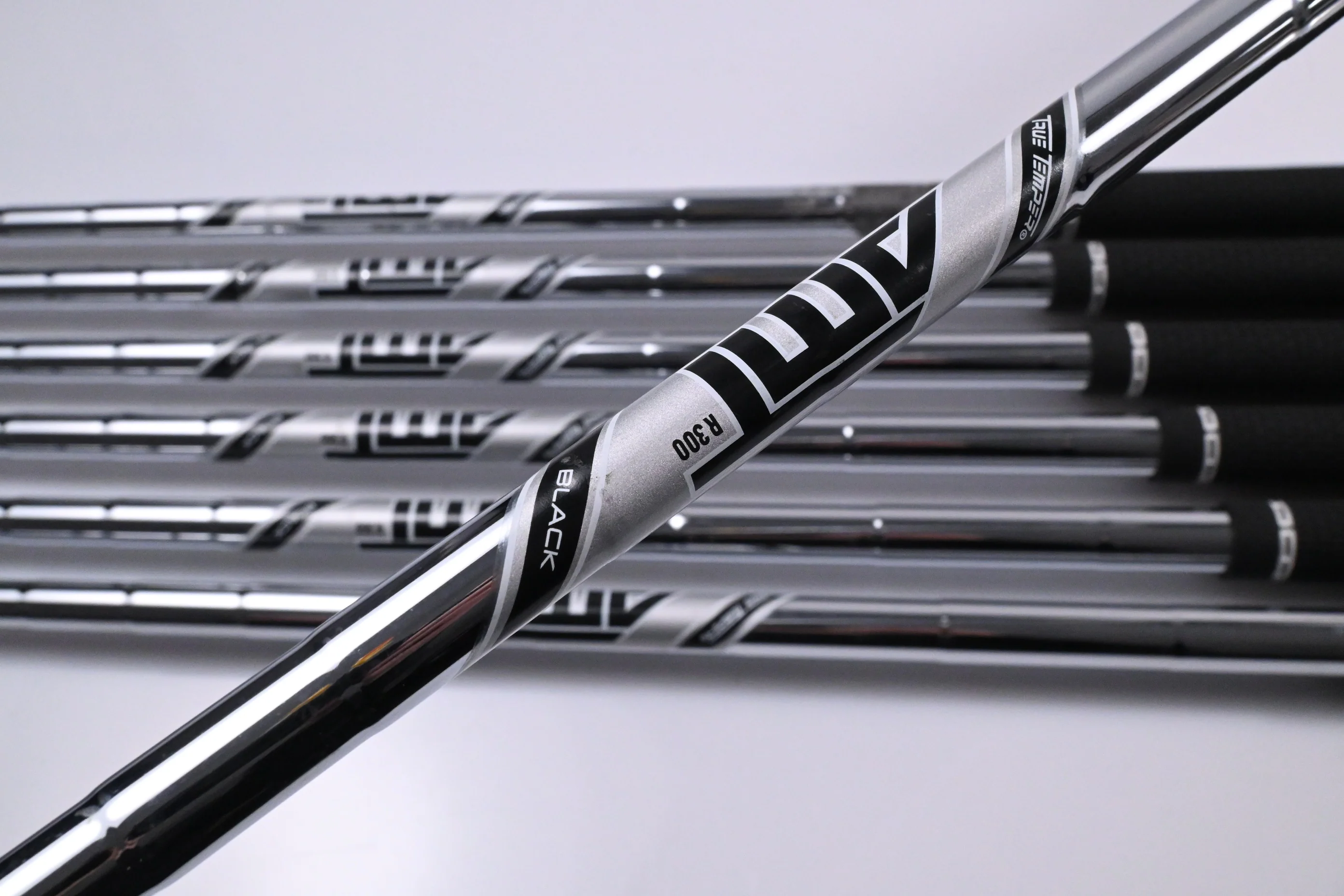 Titleist T200 2023 Irons / 5-PW+48° / Regular Flex AMT Black R300 Shafts - Image 5