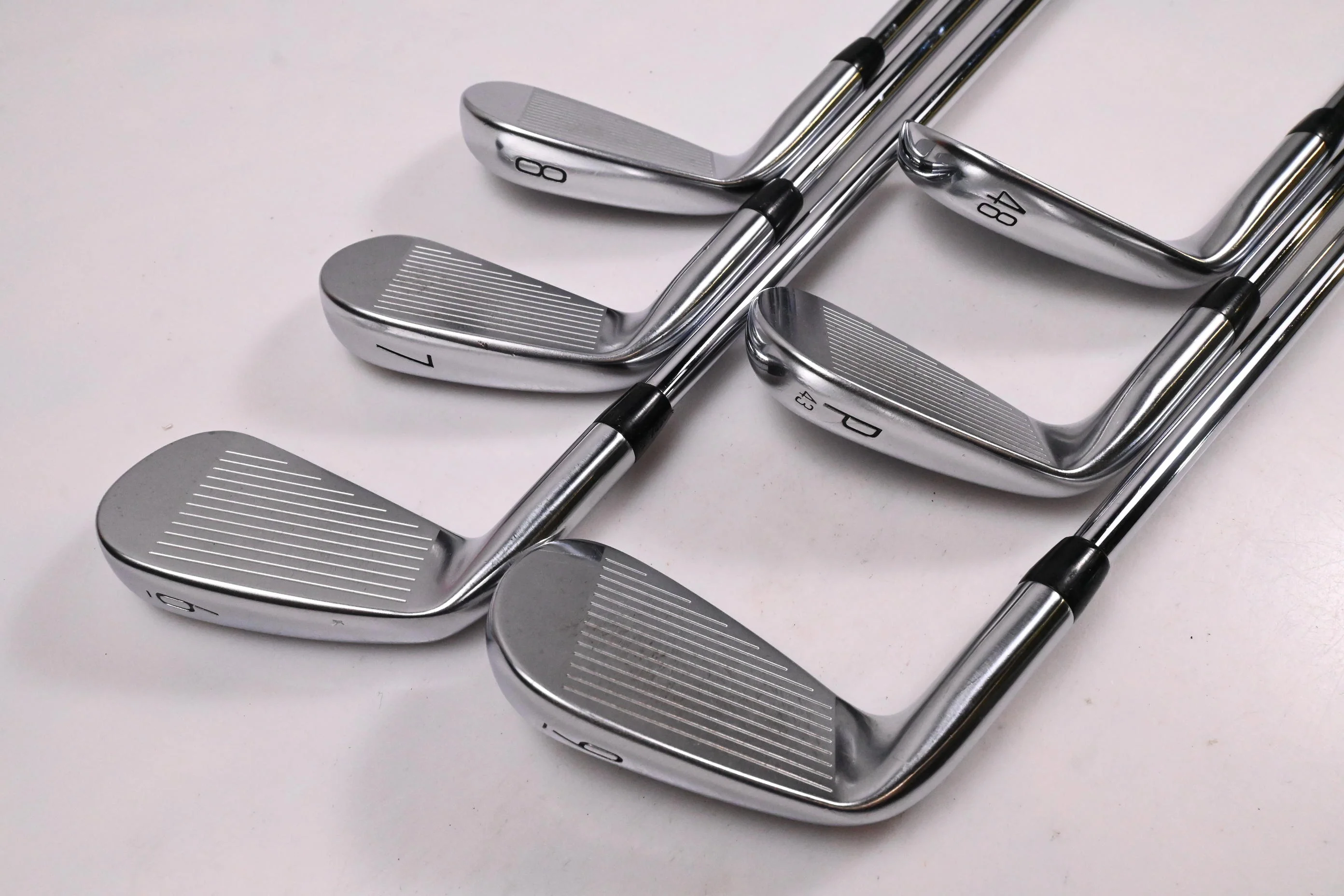 Titleist T200 2023 Irons / 6-PW+48° / Stiff Flex AMT Black S300 Shafts - Image 4