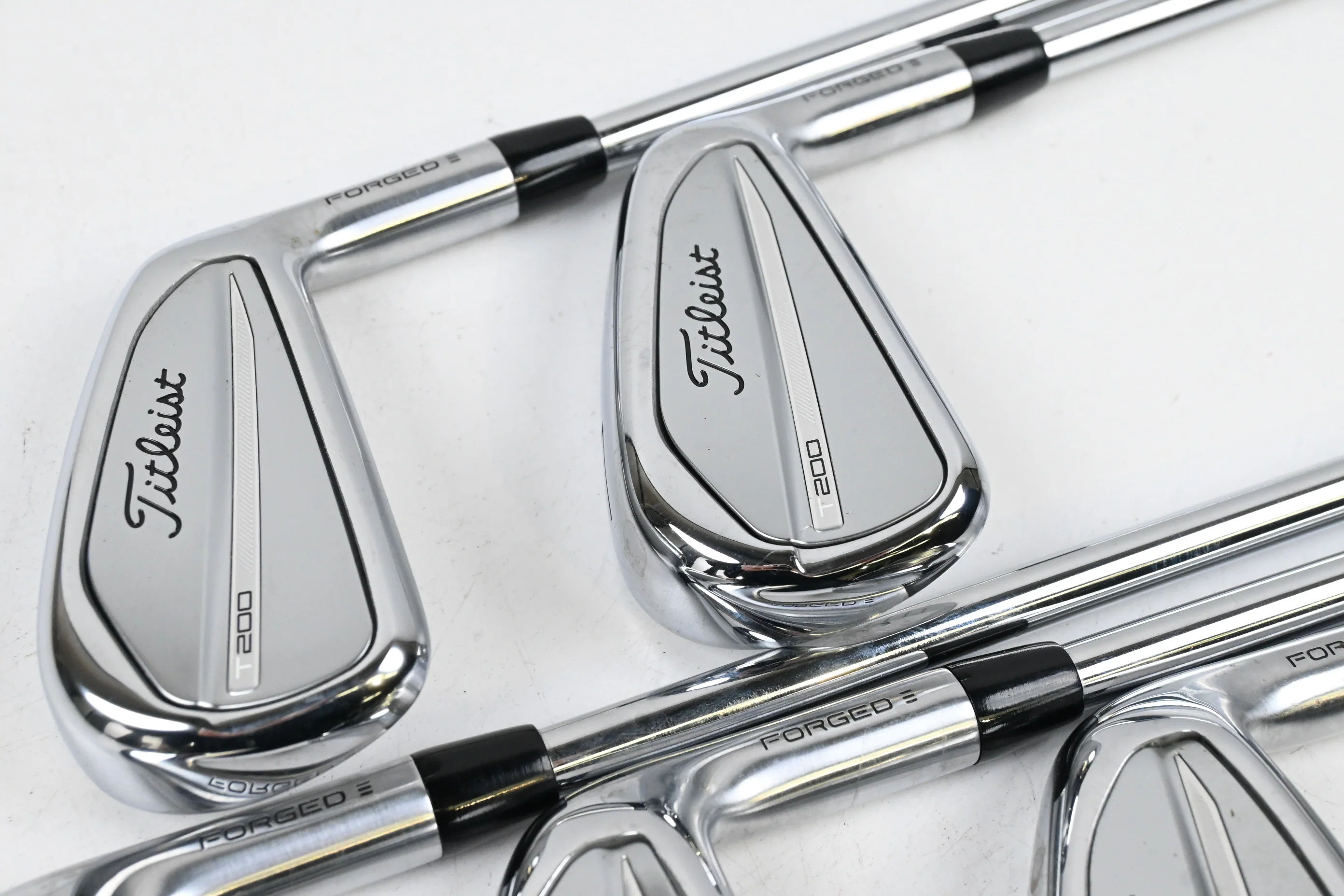 Titleist T200 2023 Irons / 6-PW / Regular Flex AMT R300 Red Shafts