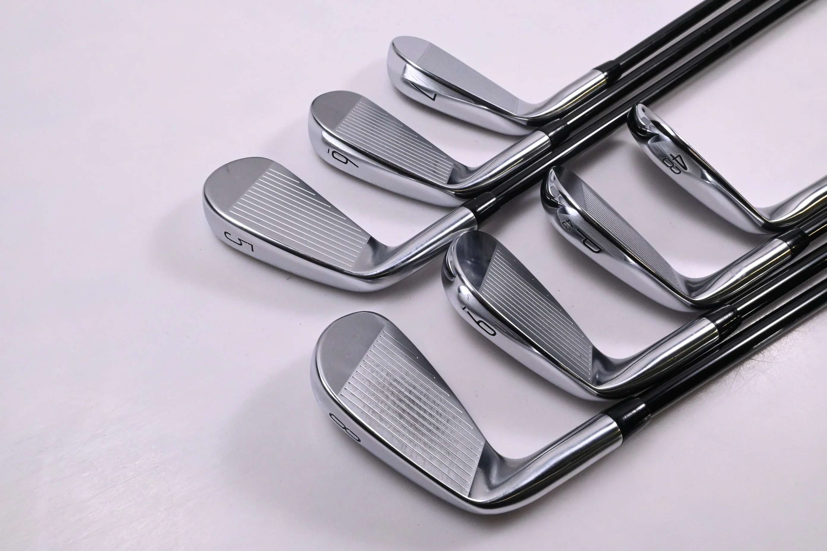 Titleist T200 2023 Irons / 5-PW+48° / Regular Flex Tensei AV Red AM(2) Shafts - Image 4