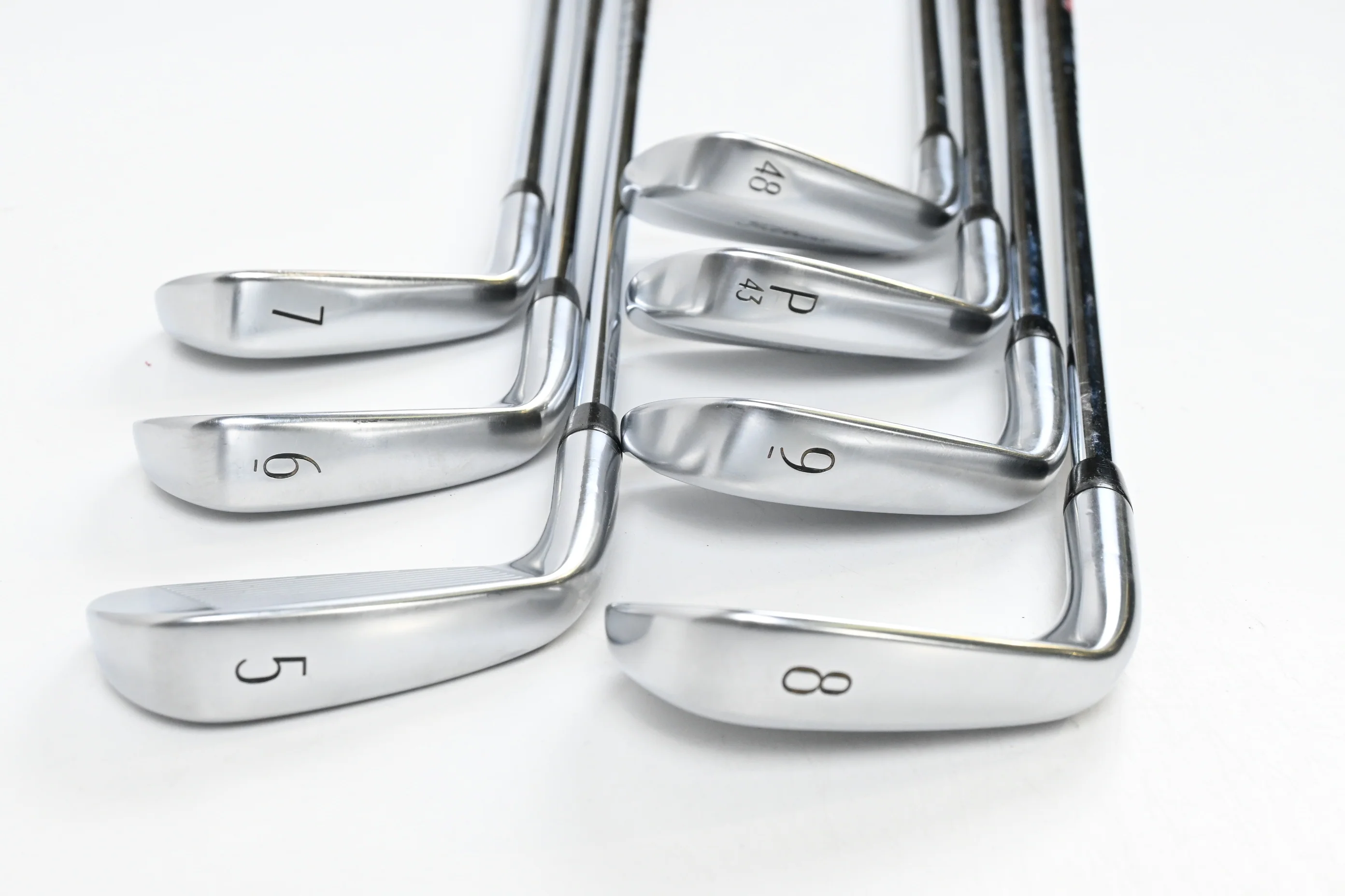 Titleist T250 2025 Irons / 5-PW+GW / Regular Flex AMT Red Shafts - Image 4