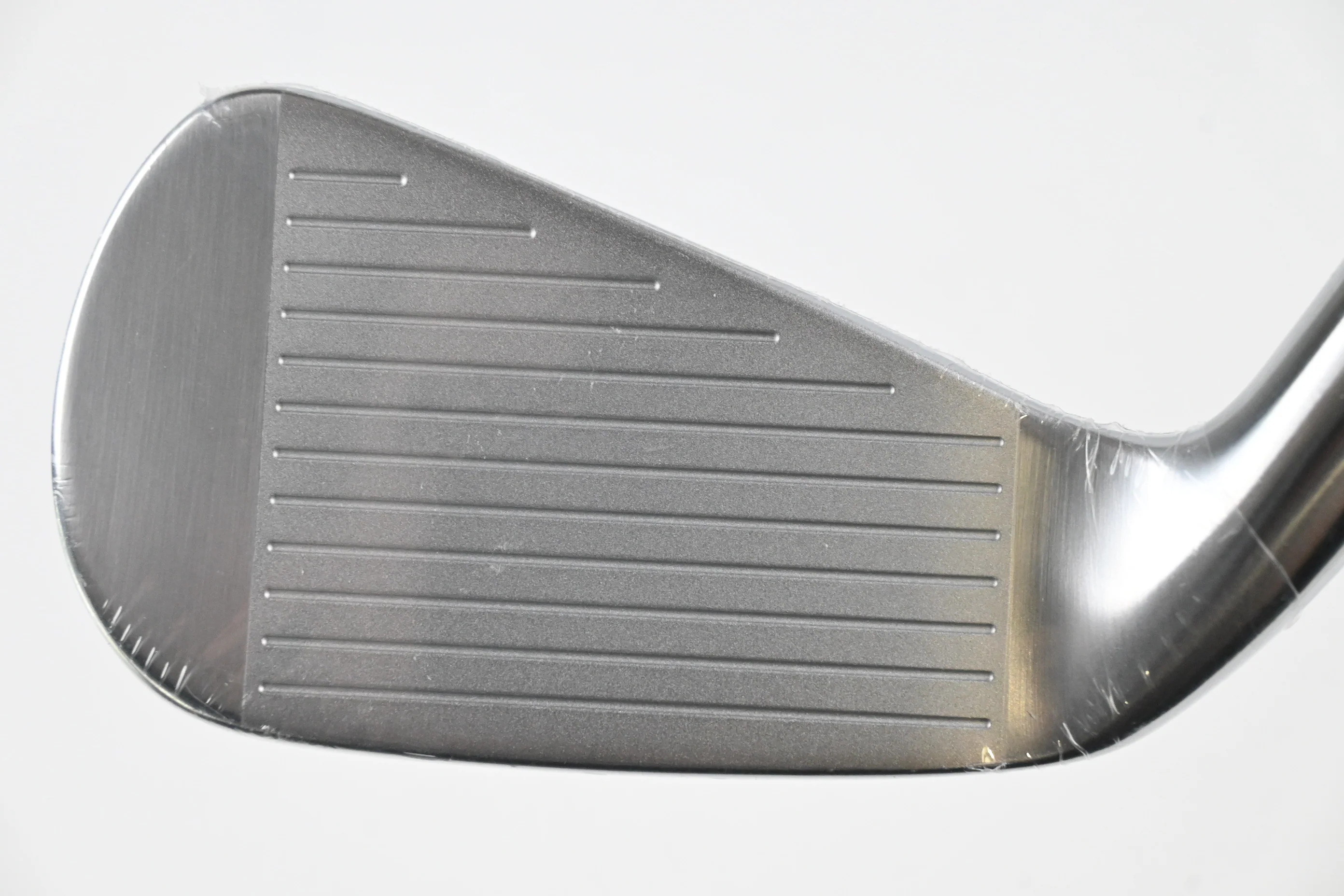 Titleist T250.U Utility #3 Iron / 20 Degree / Stiff Flex HZRDUS Black 80 Shaft - Image 2