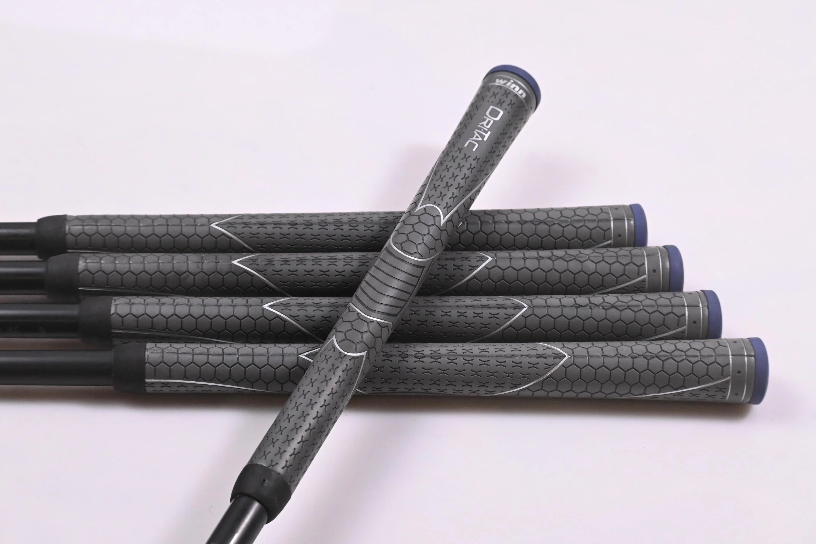 Titleist T300 2019 Irons / 6-PW / Senior Flex Tensei AV Red AM(2) Shafts - Image 7