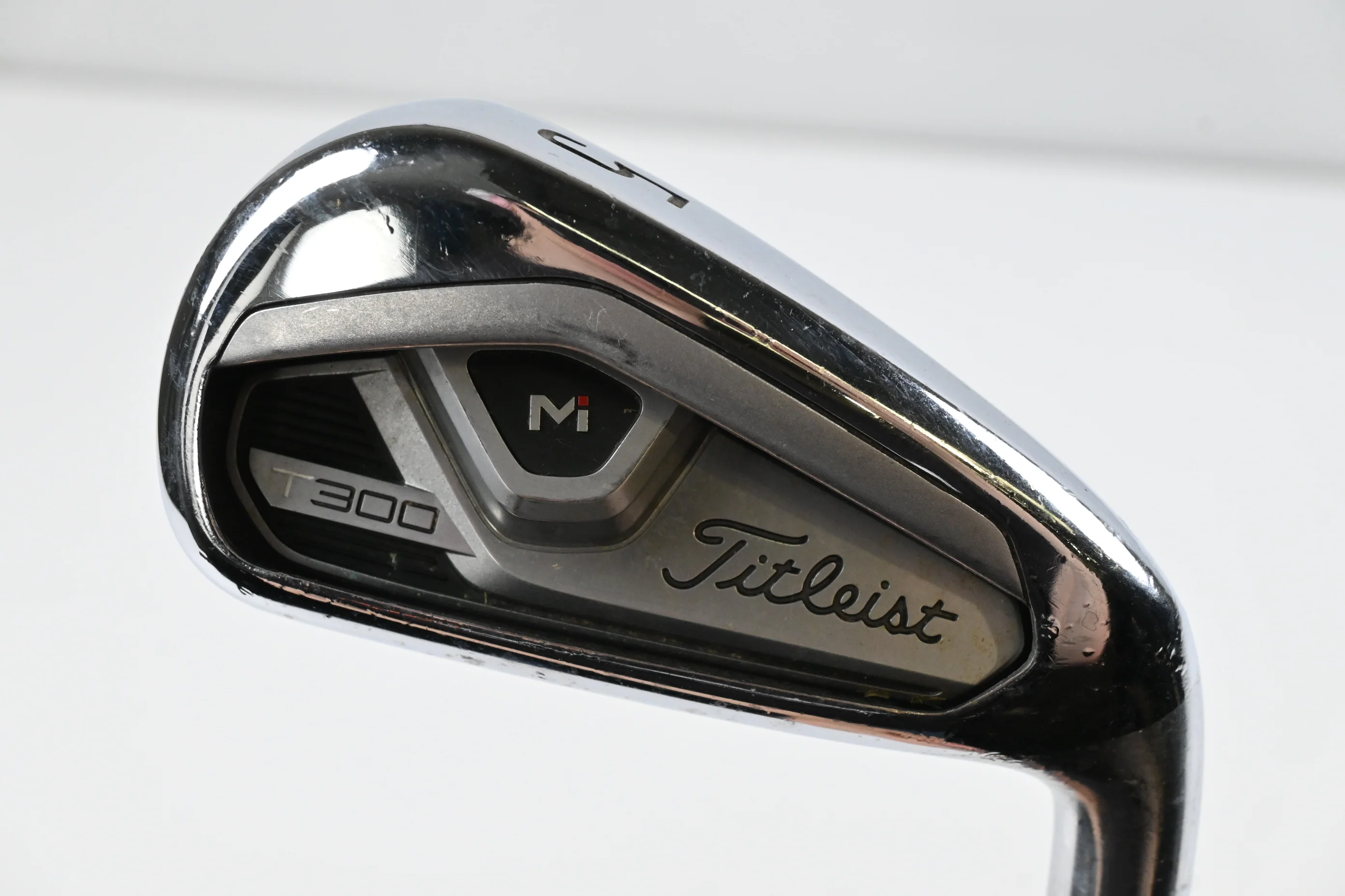 Titleist T300 2019 #5 Iron / 23 Degree / Regular Flex AMT Red R300 Steel Shaft
