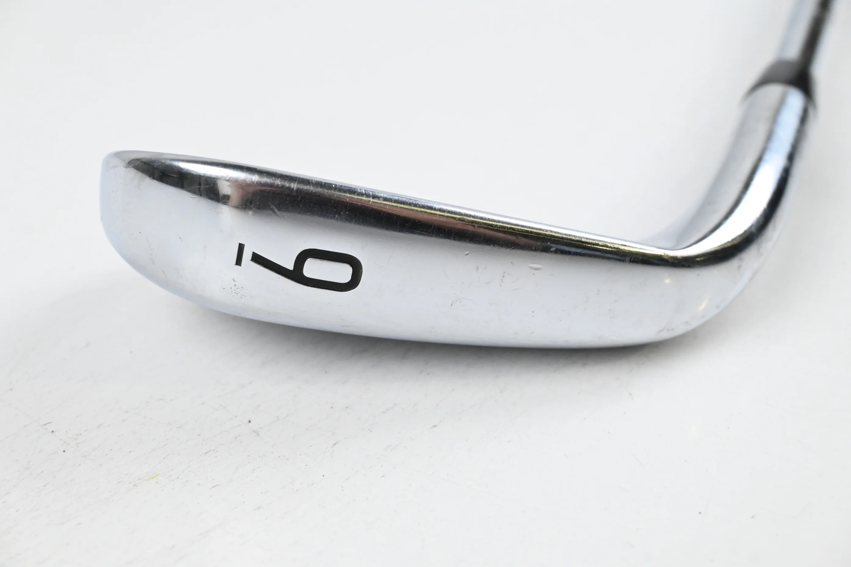 Titleist T300 2019 #9 Iron / Regular Flex AMT Red R300 Steel Shaft - Image 3