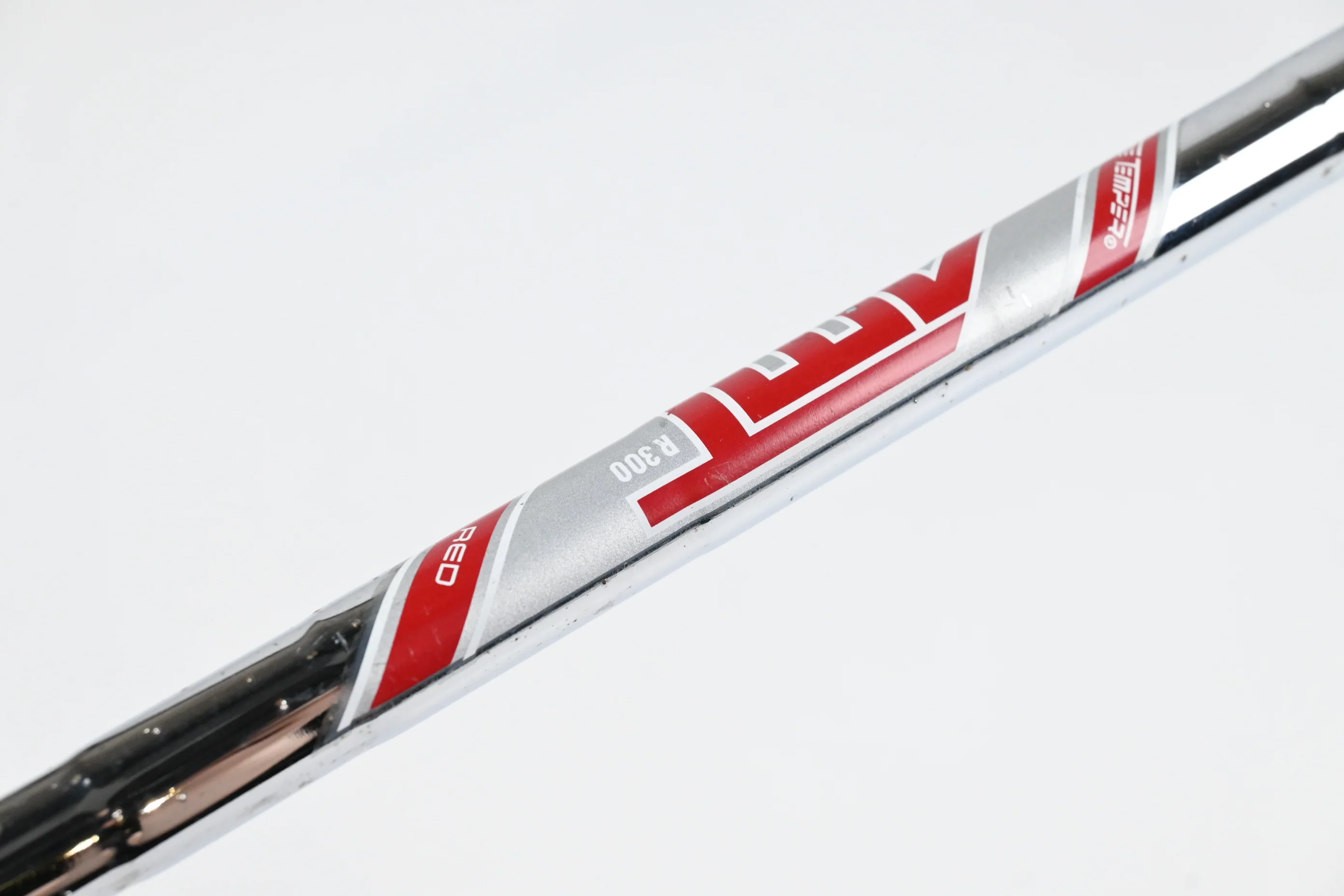 Titleist T300 2019 #9 Iron / Regular Flex AMT Red R300 Steel Shaft - Image 4