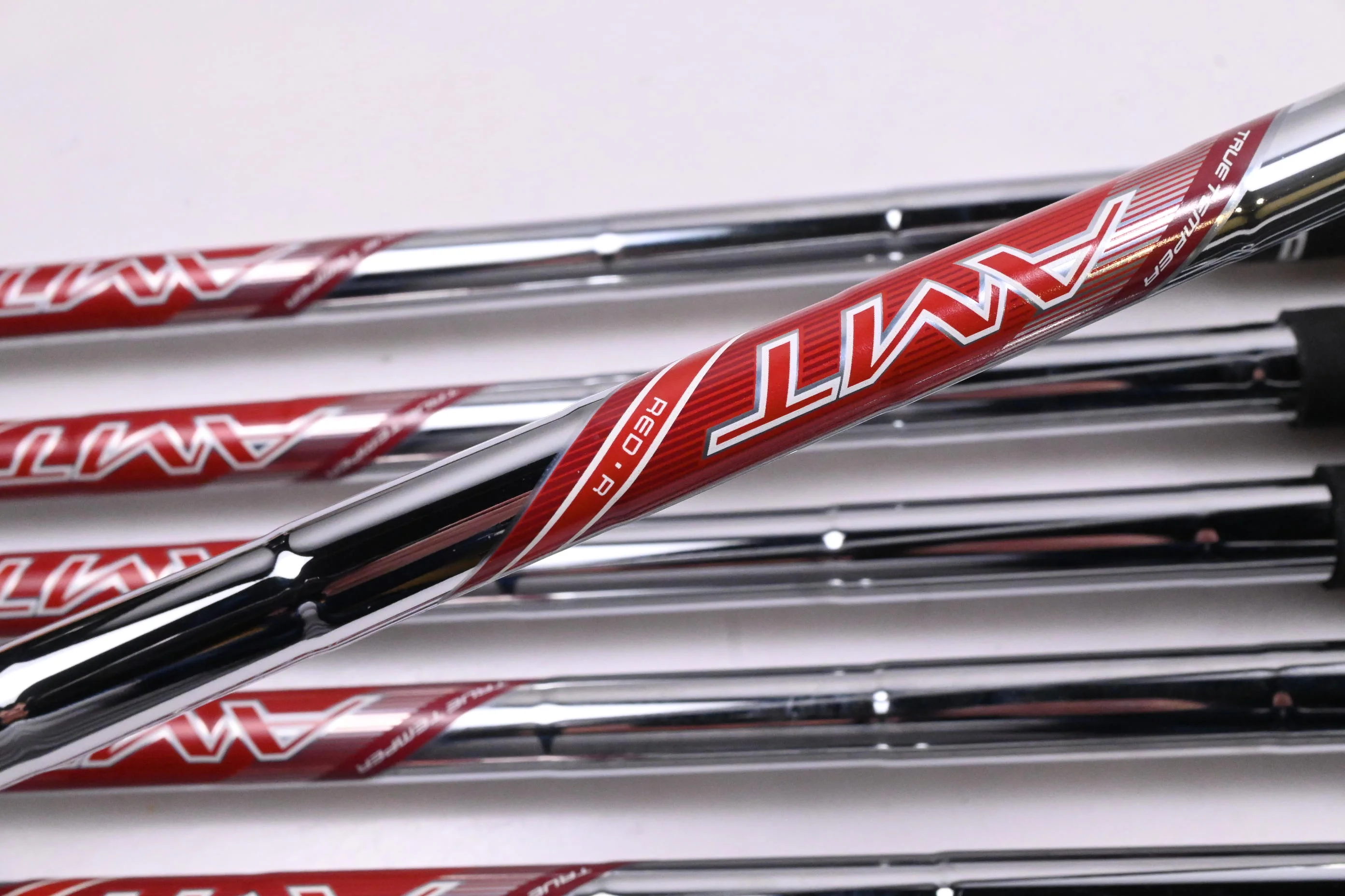 Titleist T350 2025 Irons / 5-PW+48° / Regular Flex AMT Red Shafts - Image 5