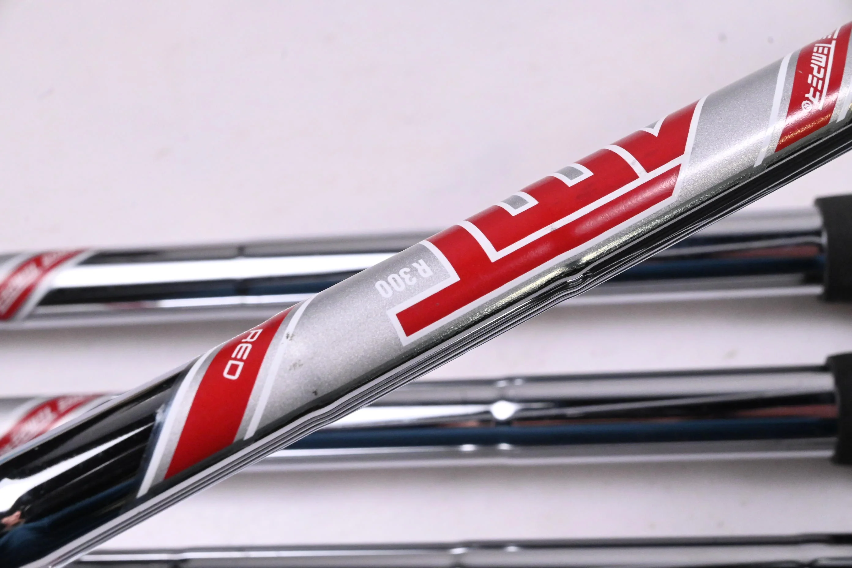 Left Hand Titleist T350 Irons / 5-PW+48° / Regular Flex AMT Red R300 Shafts - Image 5