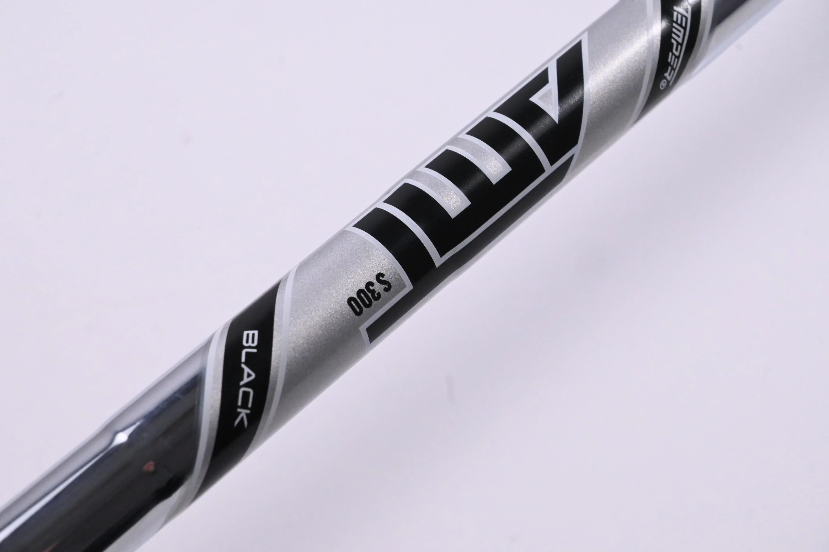 Titleist T350 #6 Iron / Stiff Flex AMT Black S300 Shaft - Image 4