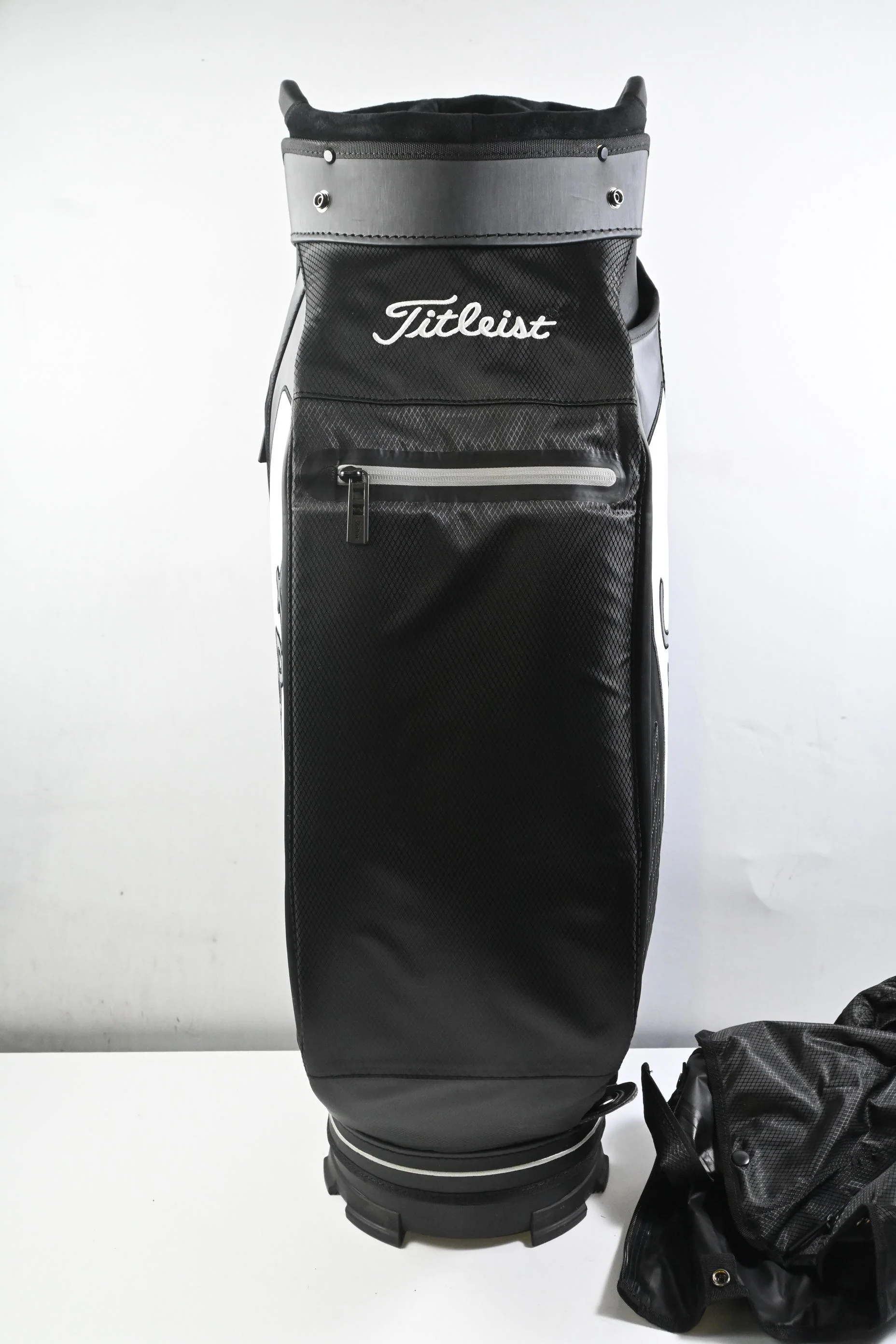 Titleist StaDry Tour Bag / 15-Way Divider / Black & White - Image 4