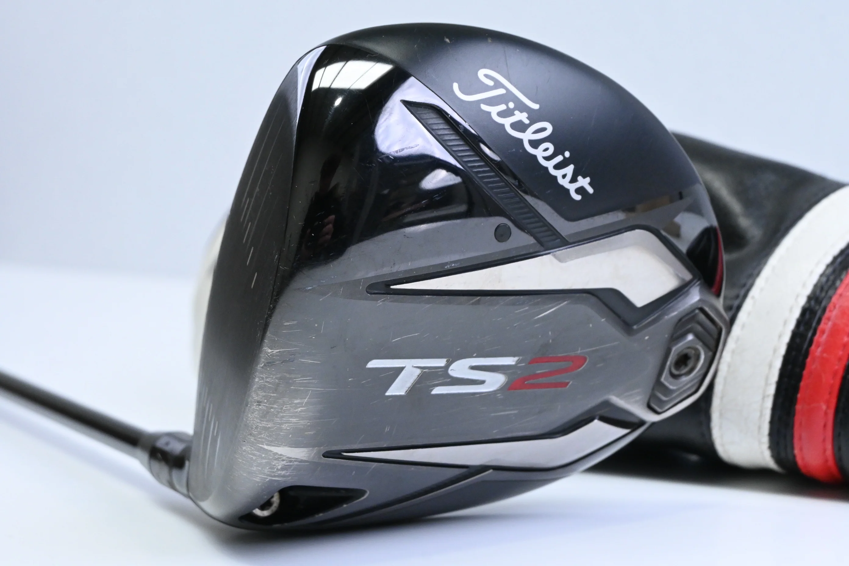 Left Hand Titleist TS2 Driver / 10.5 Degree / Regular Flex Tensei AV Blue 55