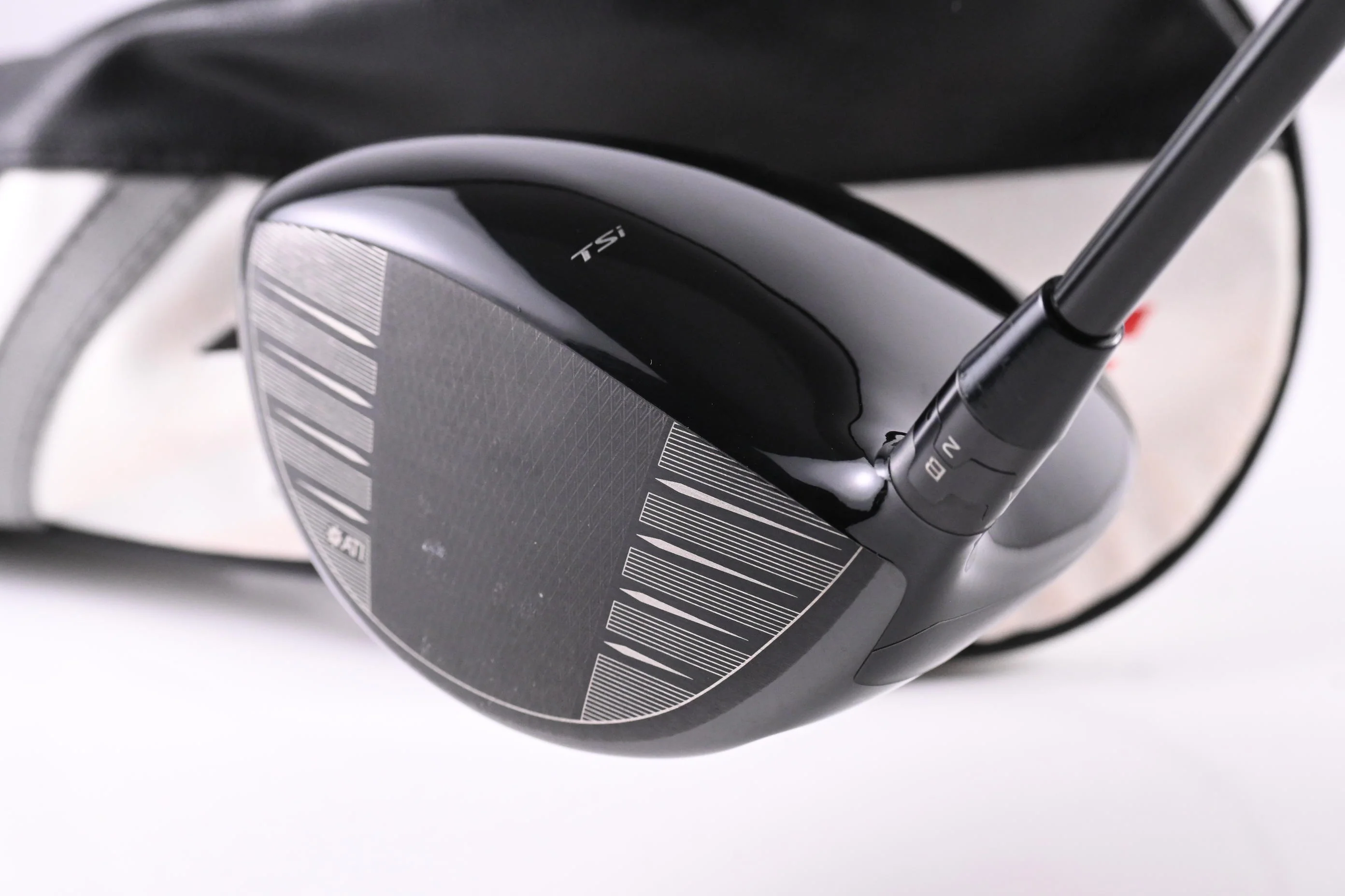 Titleist TSi2 Driver / 9 Degree / X-Flex Tensei AV RAW White 75 Shaft - Image 4