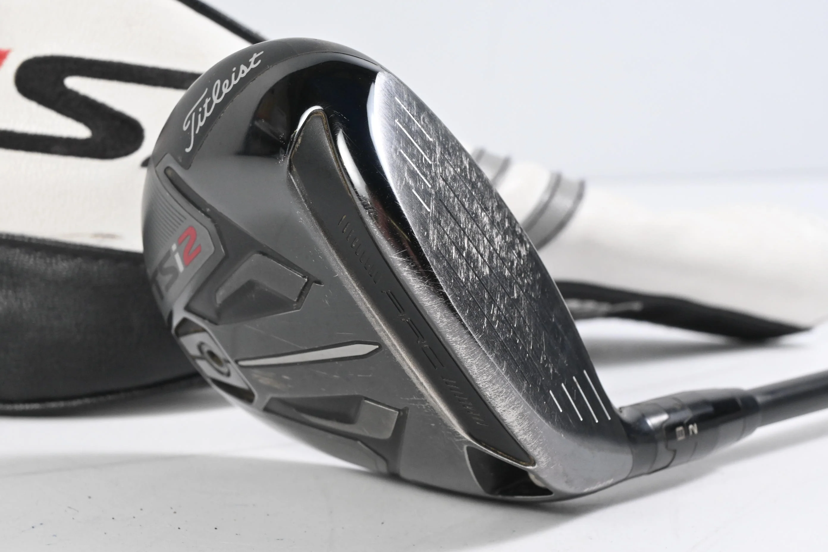 Titleist TSi2 #3 Wood / 16.5 Degree / Regular Flex Kuro Kage 55 Shaft