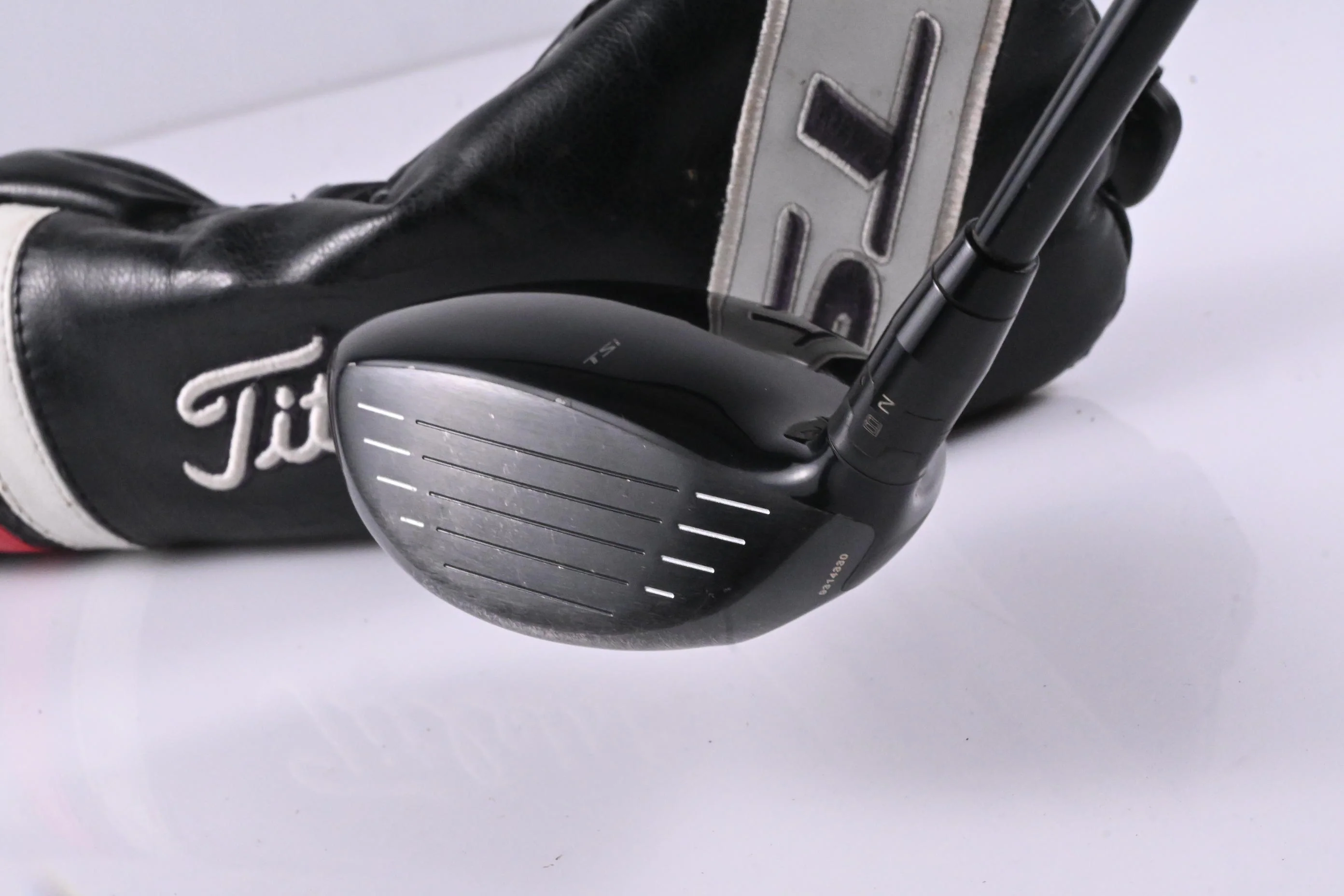 Titleist TSi2 #3 Wood / 16.5 Degree / Regular Flex Accra FX 2.0 100 Shaft - Image 4