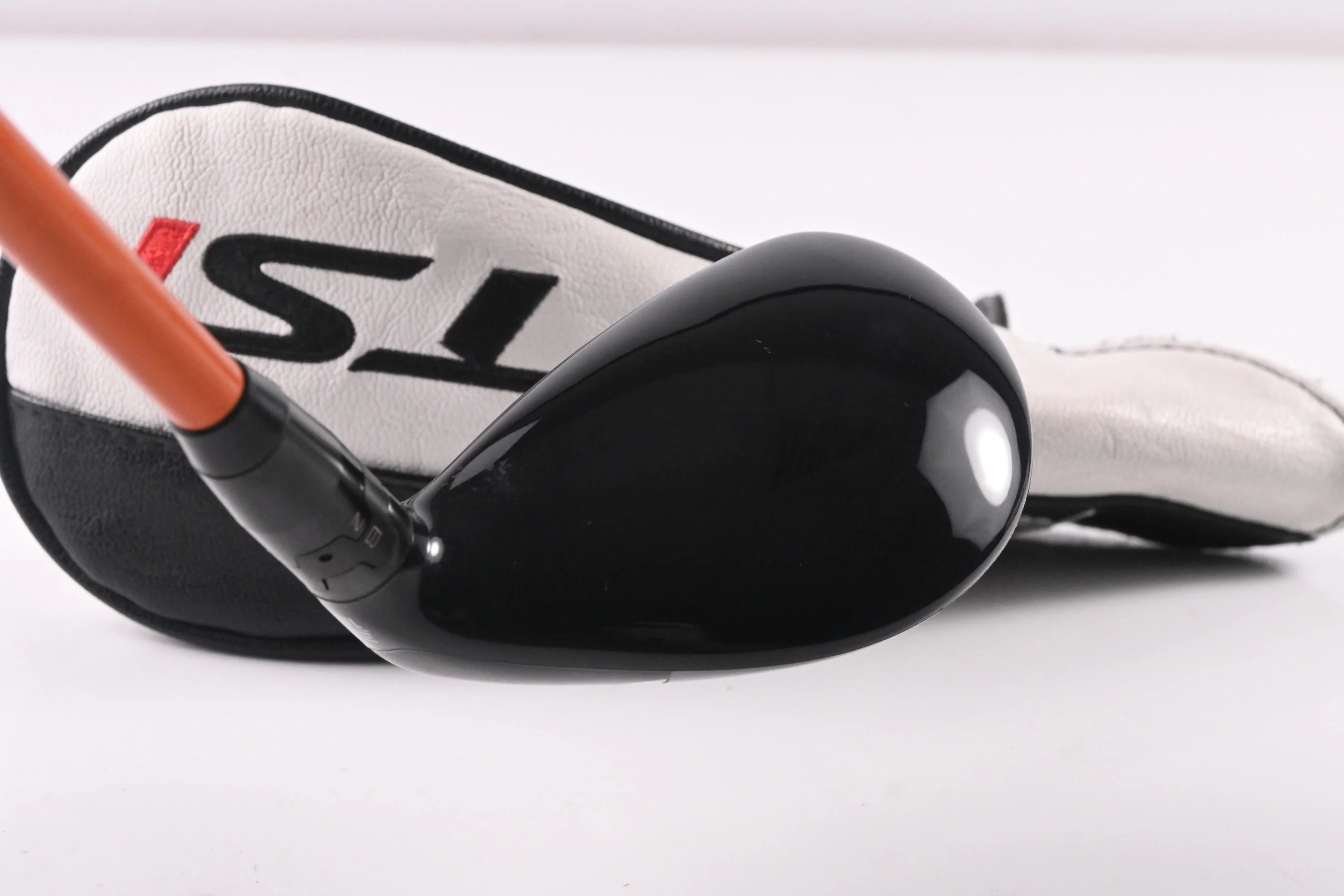 Titleist TSi2 #3 Hybrid / 18 Degree / X-Flex Graphite Design Tour AD DI-95 Shaft - Image 5