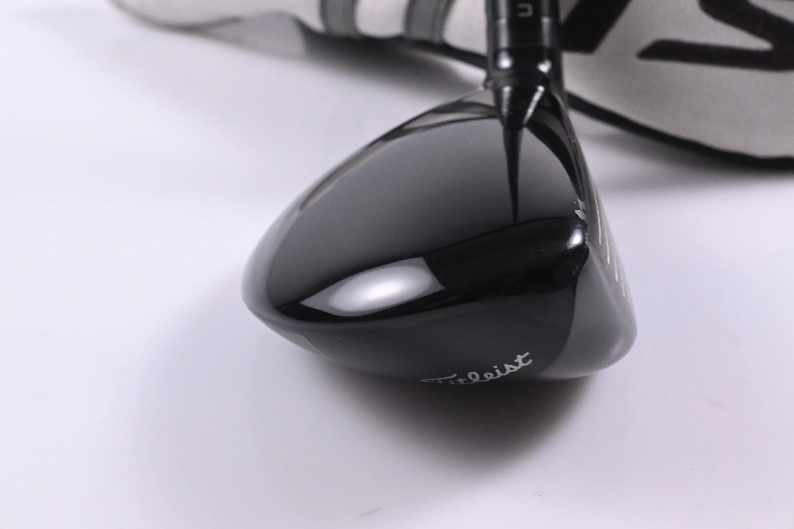 Titleist TSi2 #3 Hybrid / 18 Degree / Regular Flex Kuro Kage Gen5 Black Series 55 - Image 3