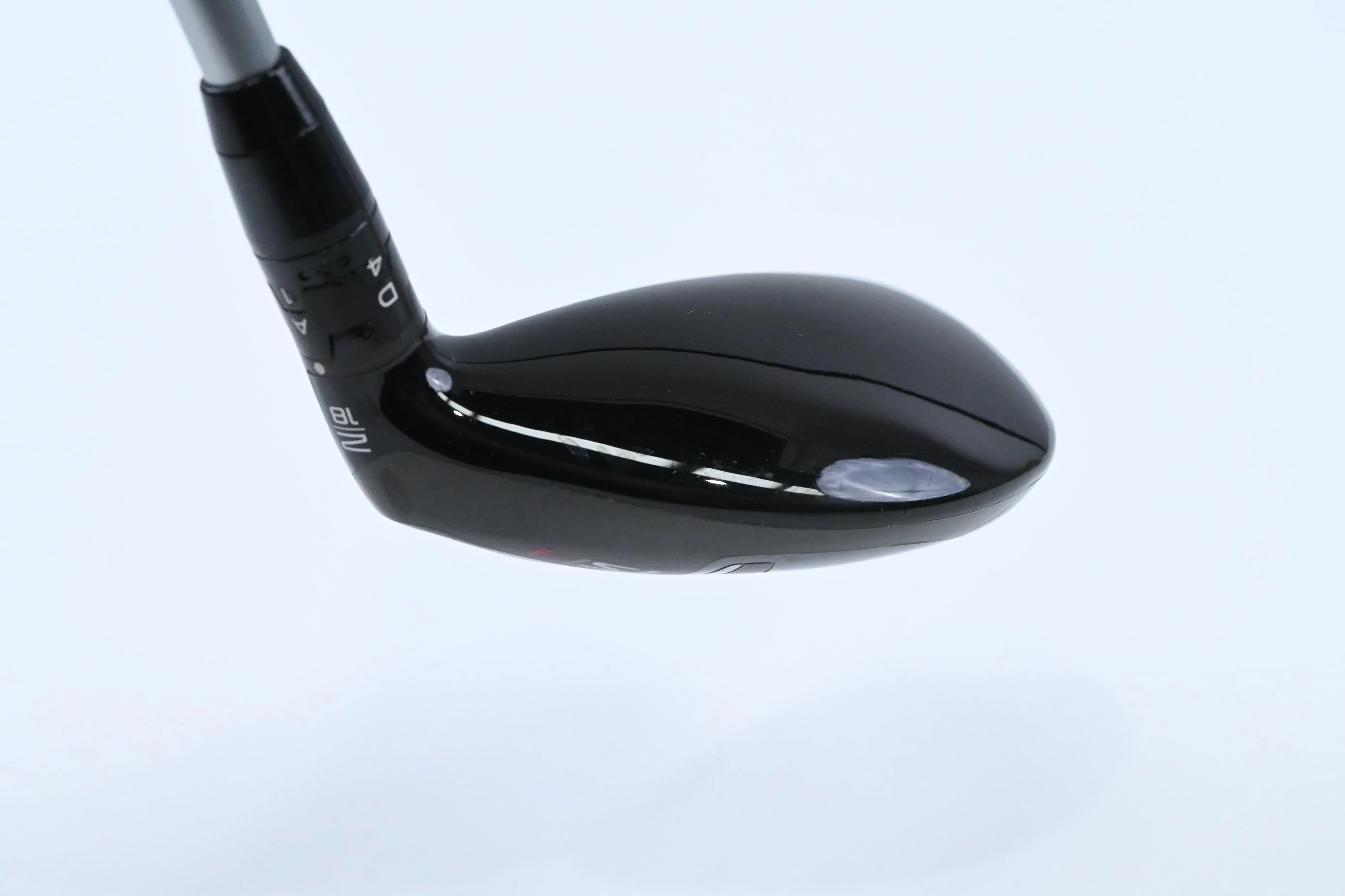 Titleist TSi3 #2 Hybrid / 18 Degree / Senior Flex Fujikura AirSpeeder 50 Shaft - Image 5