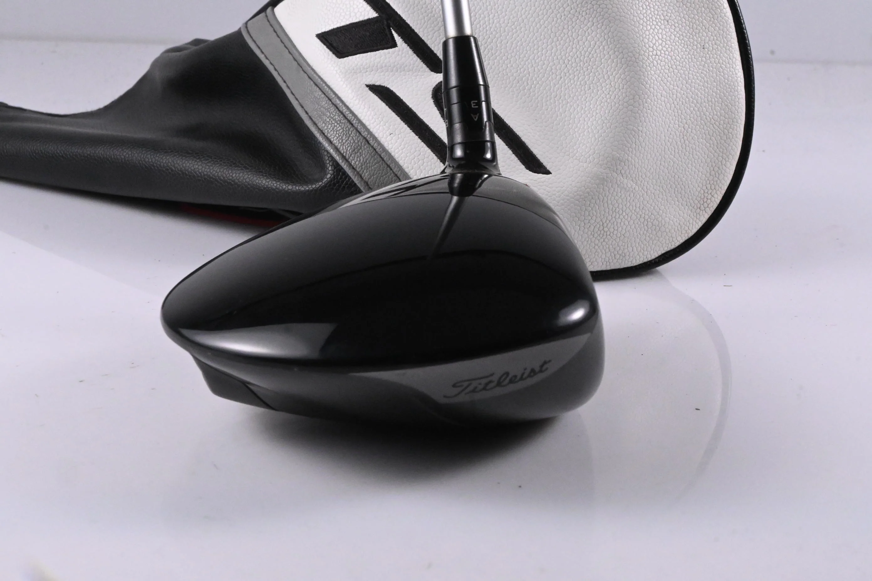 Titleist TSR1 Driver / 10 Degree / Regular Flex MMT Speedmesh 40 Shaft - Image 3