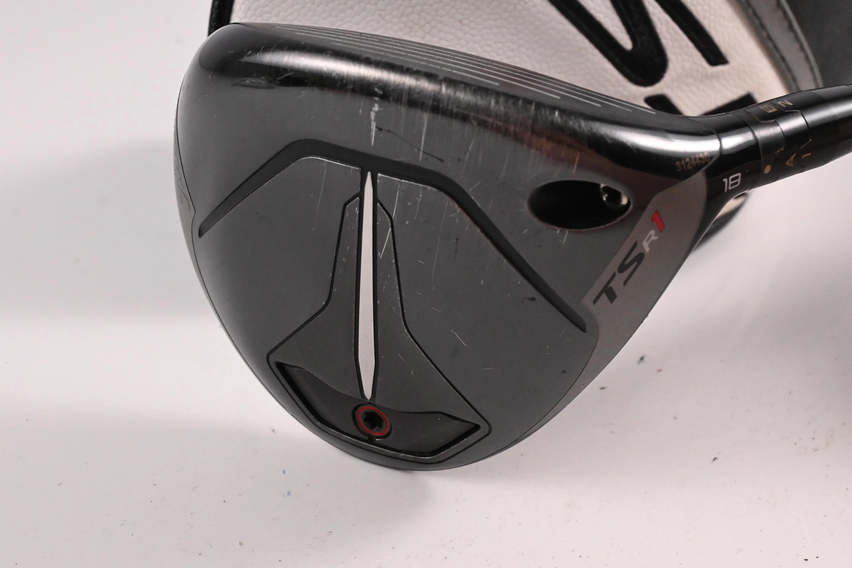 Titleist TSR1 #5 Wood / 18 Degree / Regular Flex MMT Speedmesh 40 Shaft - Image 2