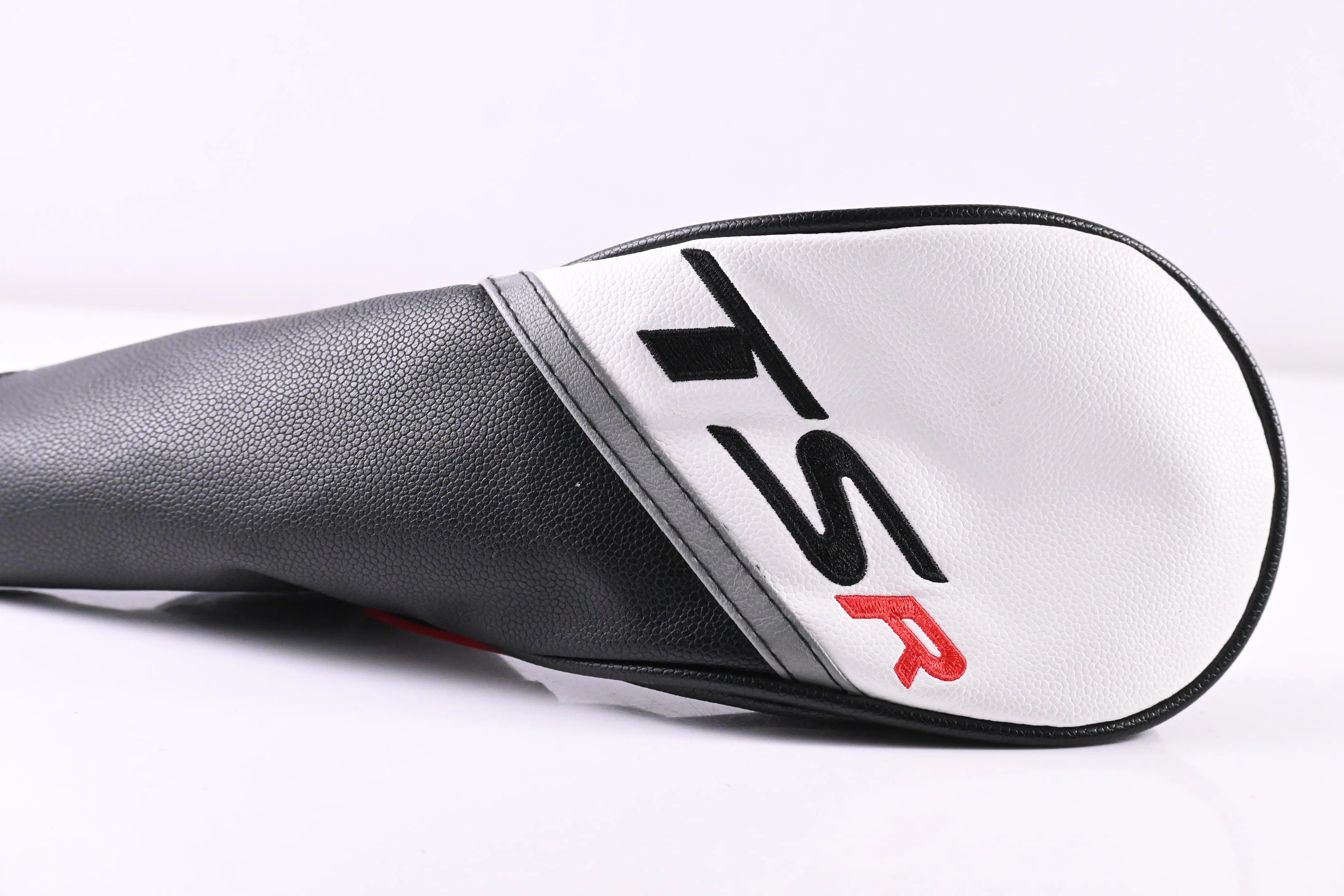 Titleist TSR1 #5 Wood / 18 Degree / Regular Flex Aldila Ascent 40 Shaft - Image 9