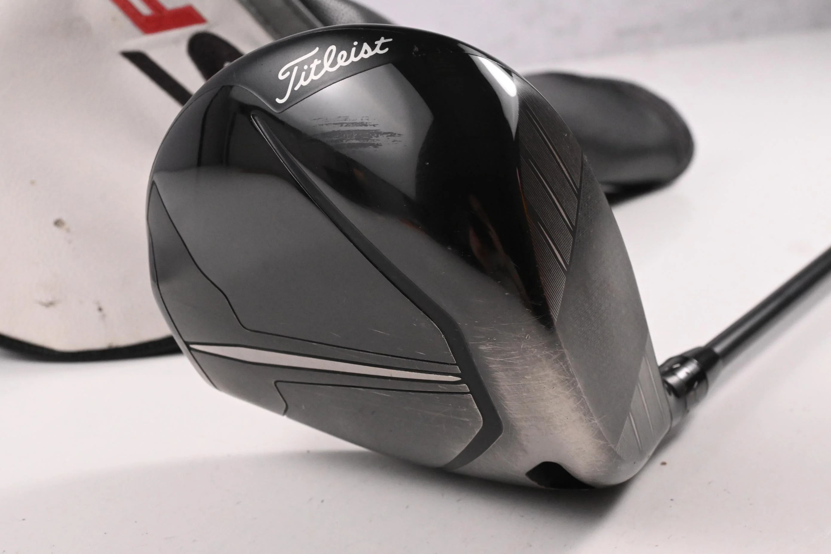 Titleist TSR2 Driver / 10 Degree / Regular Flex HZRDUS CB Red 50 Shaft