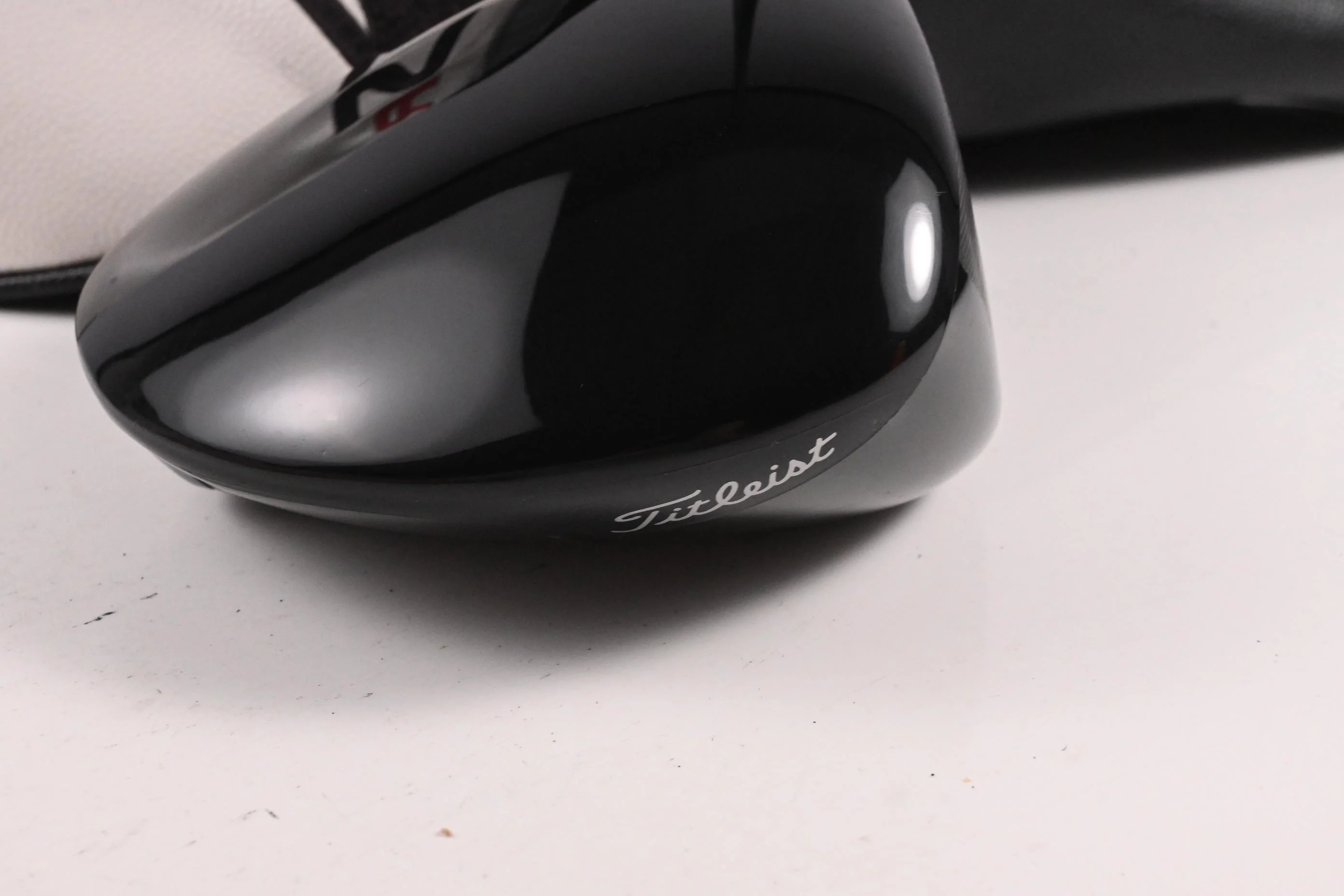 Titleist TSR2 Driver / 10 Degree / Regular Flex HZRDUS CB Red 50 Shaft - Image 3
