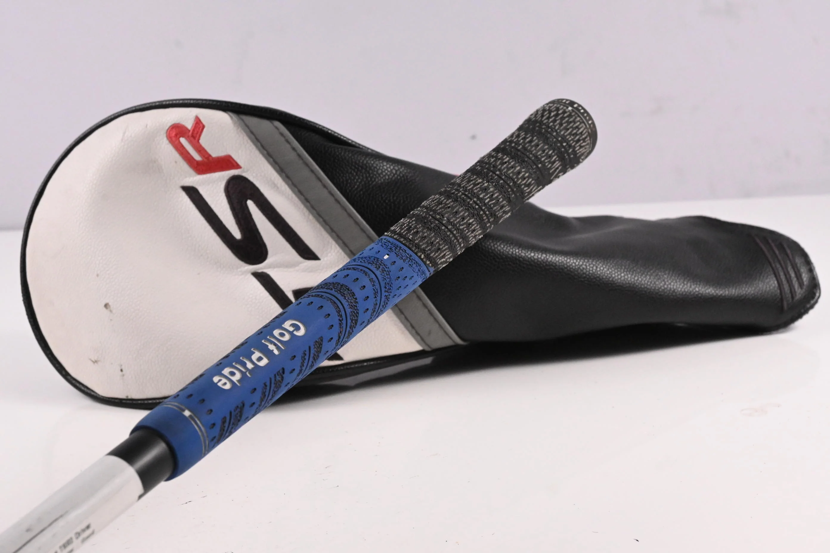 Titleist TSR2 Driver / 10 Degree / Regular Flex HZRDUS CB Red 50 Shaft - Image 8