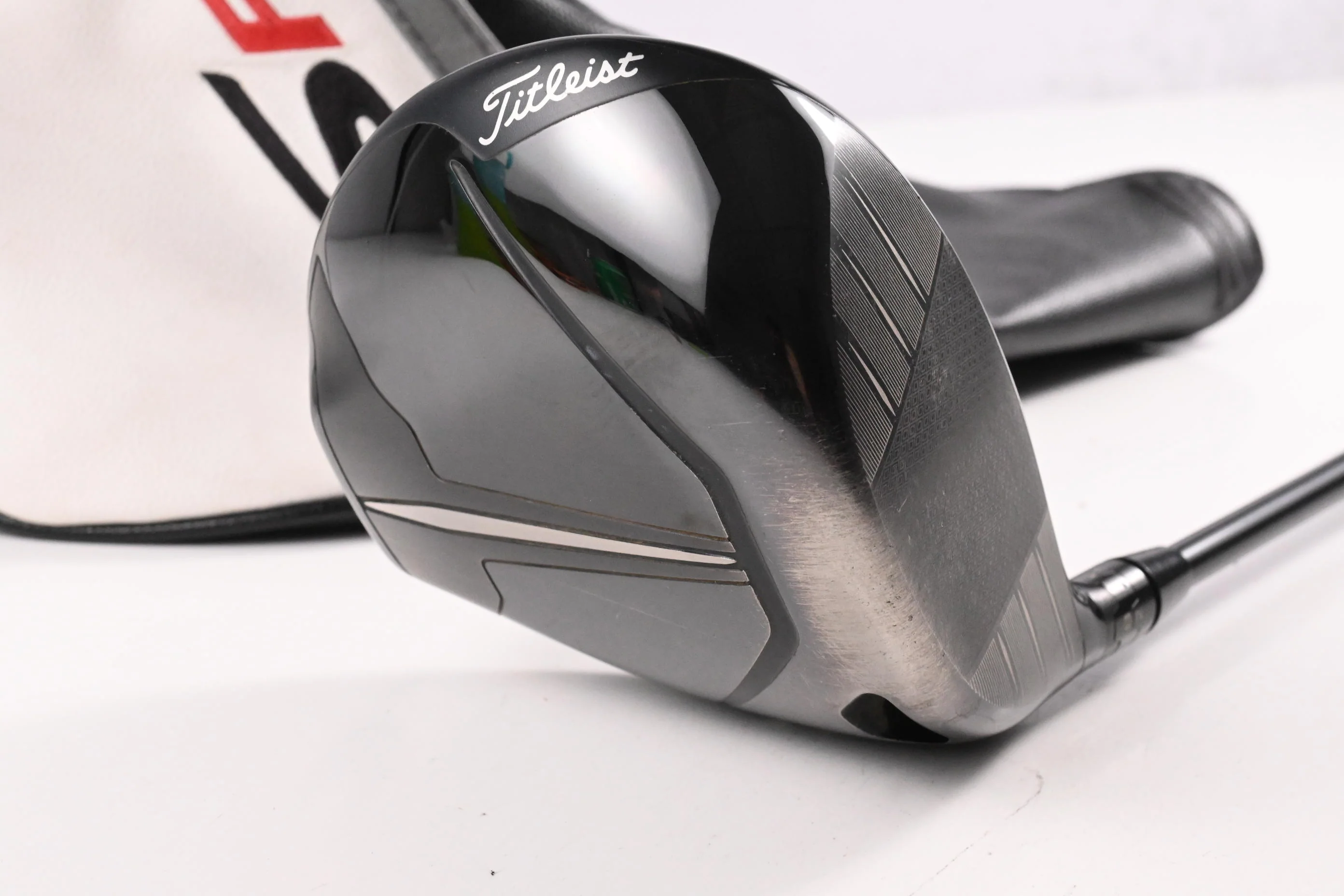 Titleist TSR2 Driver / 10 Degree / Stiff Flex HZRDUS GEN4 Black 60 Shaft