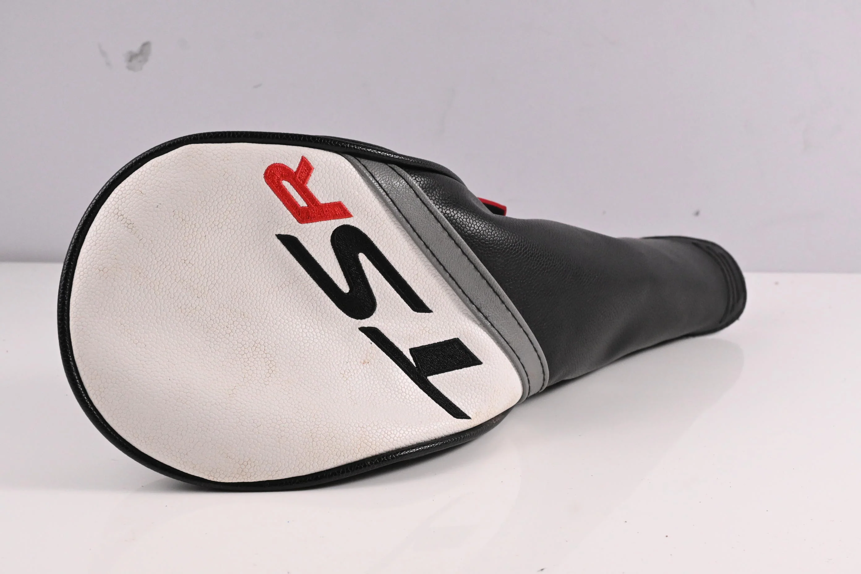 Titleist TSR2 Driver / 9 Degree / Regular Flex Tensei AV Blue 55 Shaft - Image 9