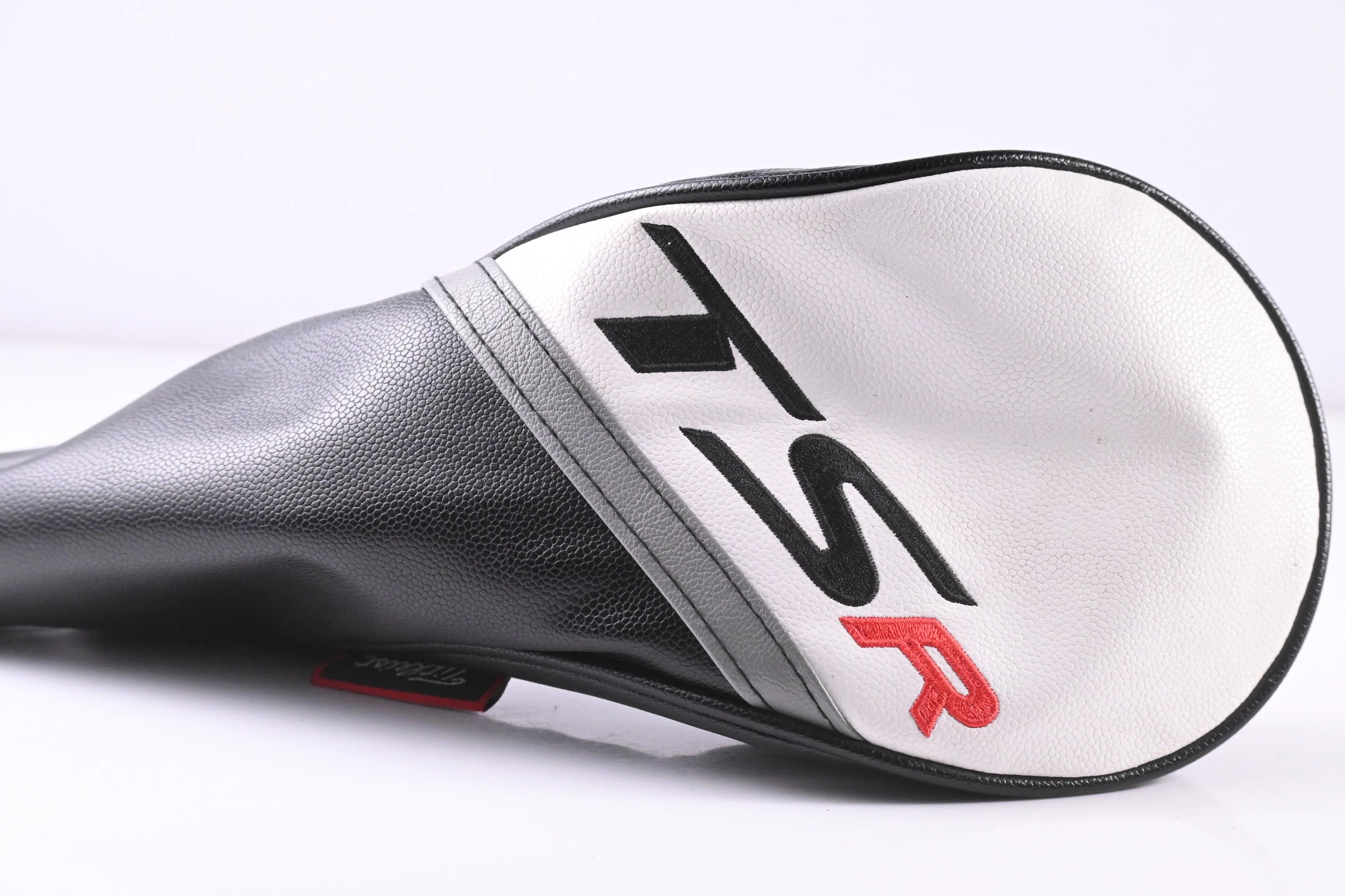 Titleist TSR2 Driver / 11 Degree / Regular Flex Kuro Kage Gen5 Black 50 Shaft - Image 9