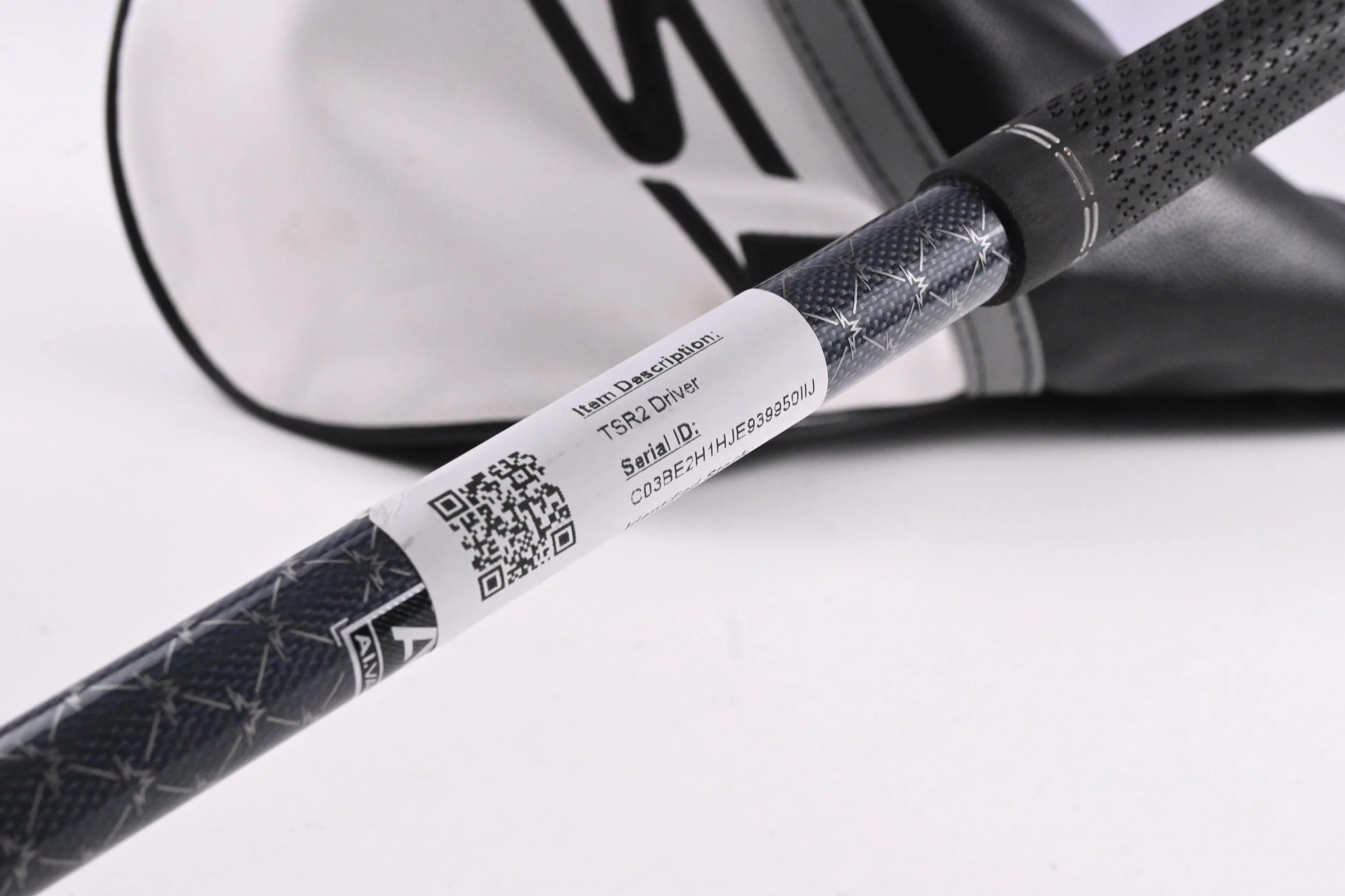 Titleist TSR2 Driver / 10 Degree / Stiff Flex Tensei AV Blue 55 Shaft - Image 7
