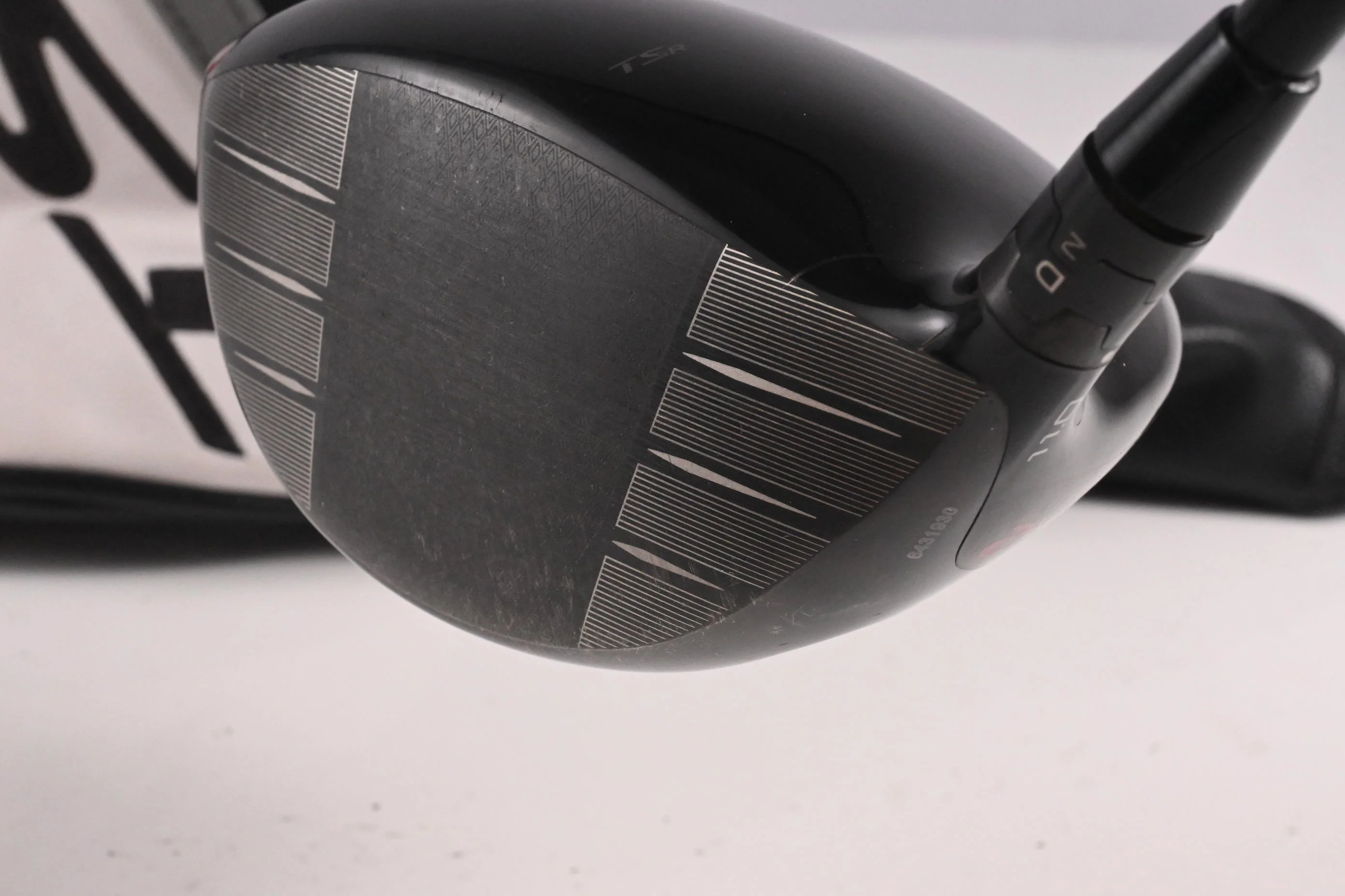 Titleist TSR2 Driver / 11 Degree / Regular Flex Tensei AV Blue 55 Shaft - Image 4