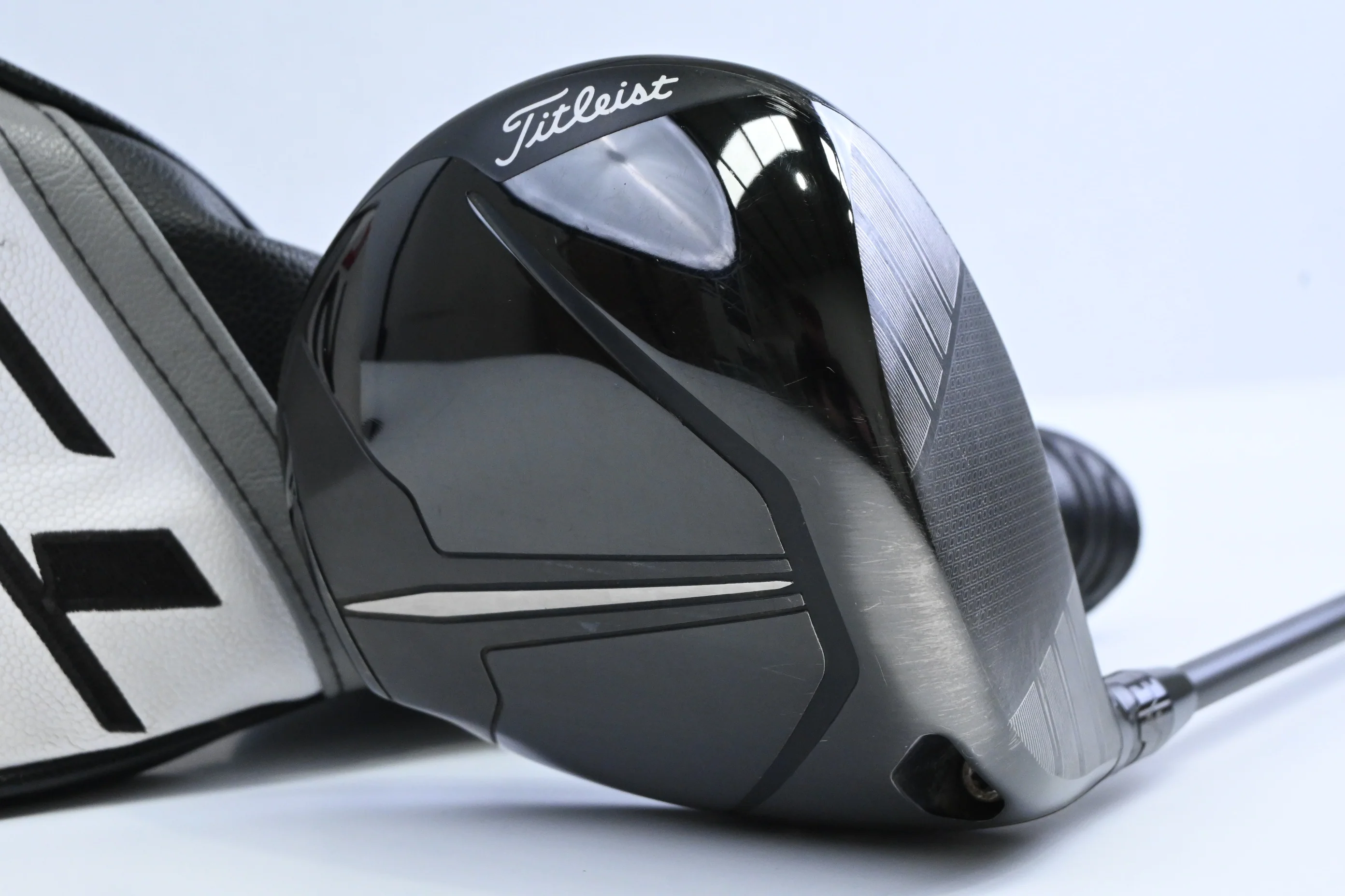 Titleist TSR2 Driver / 8 Degree / Stiff Flex Tensei 1K Black 65 Shaft