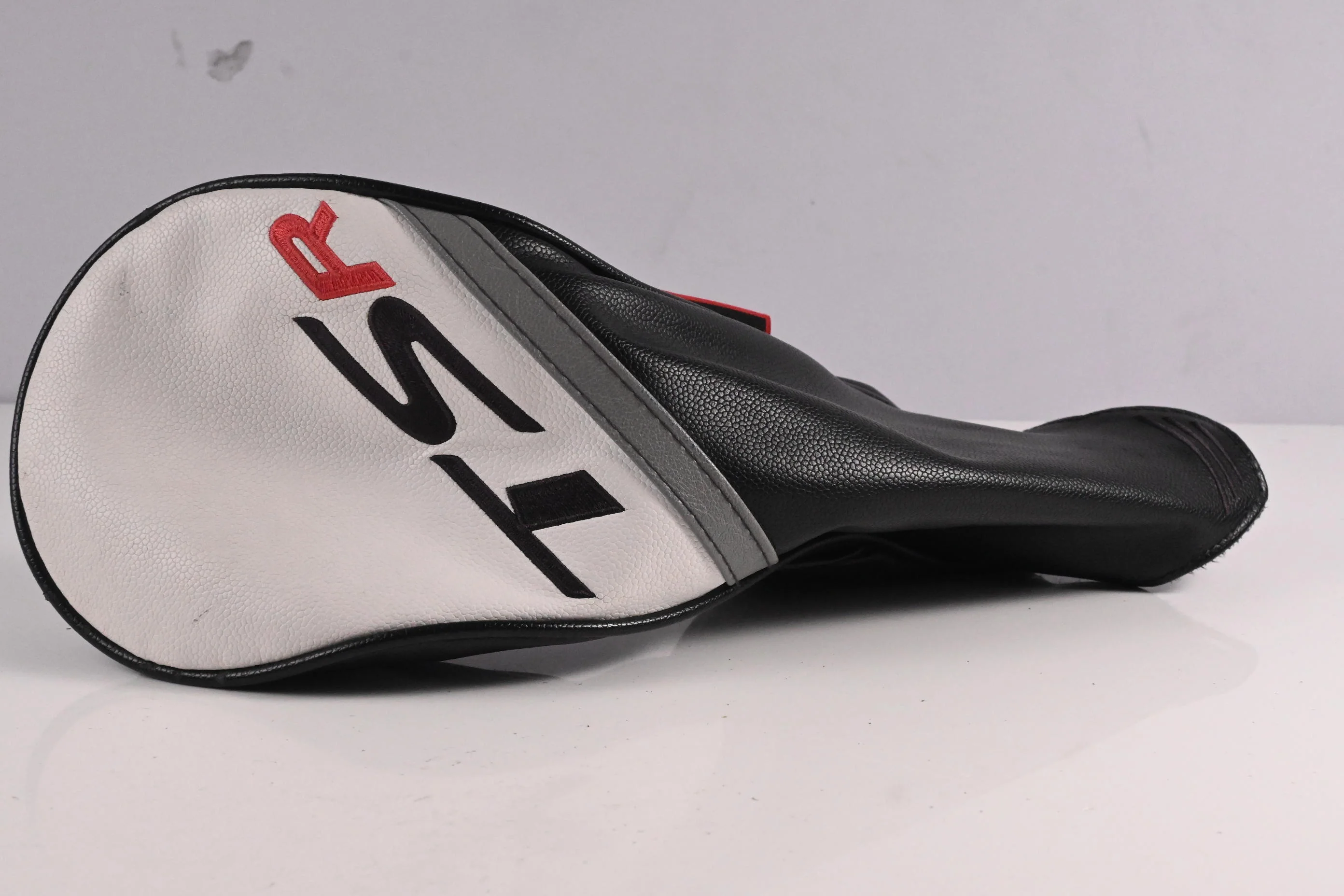 Titleist TSR2 Driver / 9 Degree / X-Flex HZRDUS Black 60 Shaft - Image 9