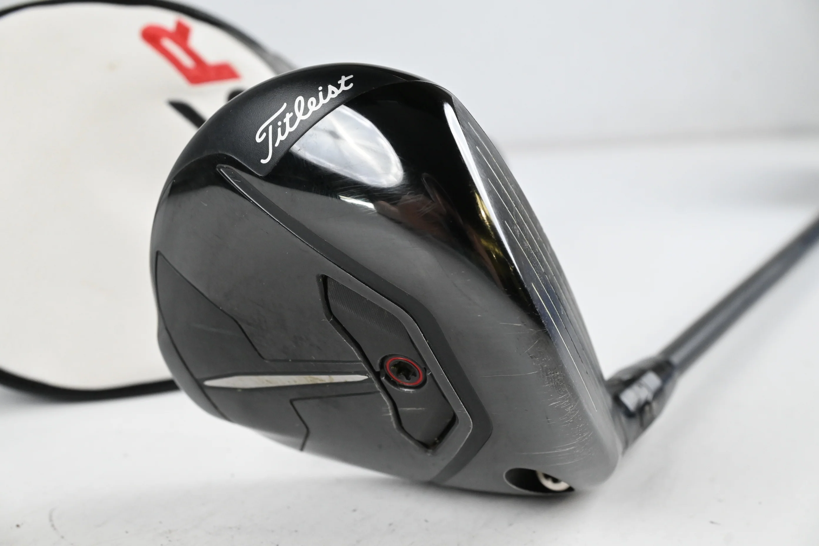 Titleist TSR2 #5 Wood / 18 Degree / Regular Flex HZRDUS CB Red 60 Shaft