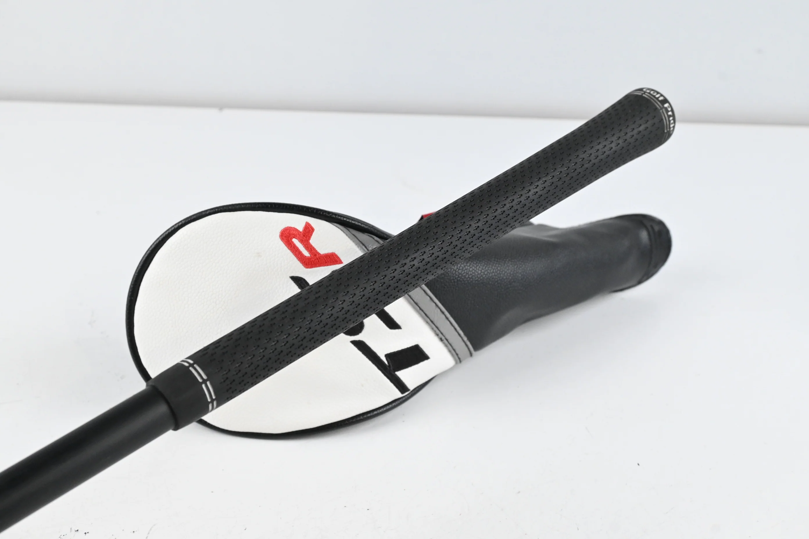 Titleist TSR2 #5 Wood / 18 Degree / Regular Flex HZRDUS CB Red 60 Shaft - Image 8