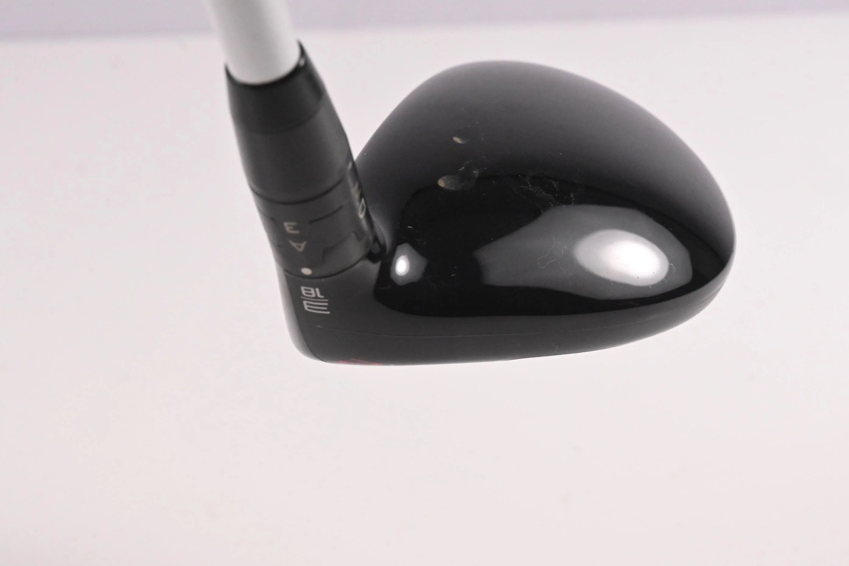 Titleist TSR2 #3 Hybrid / 18 Degree / Regular Flex Aldila Ascent White 50 Shaft - Image 5