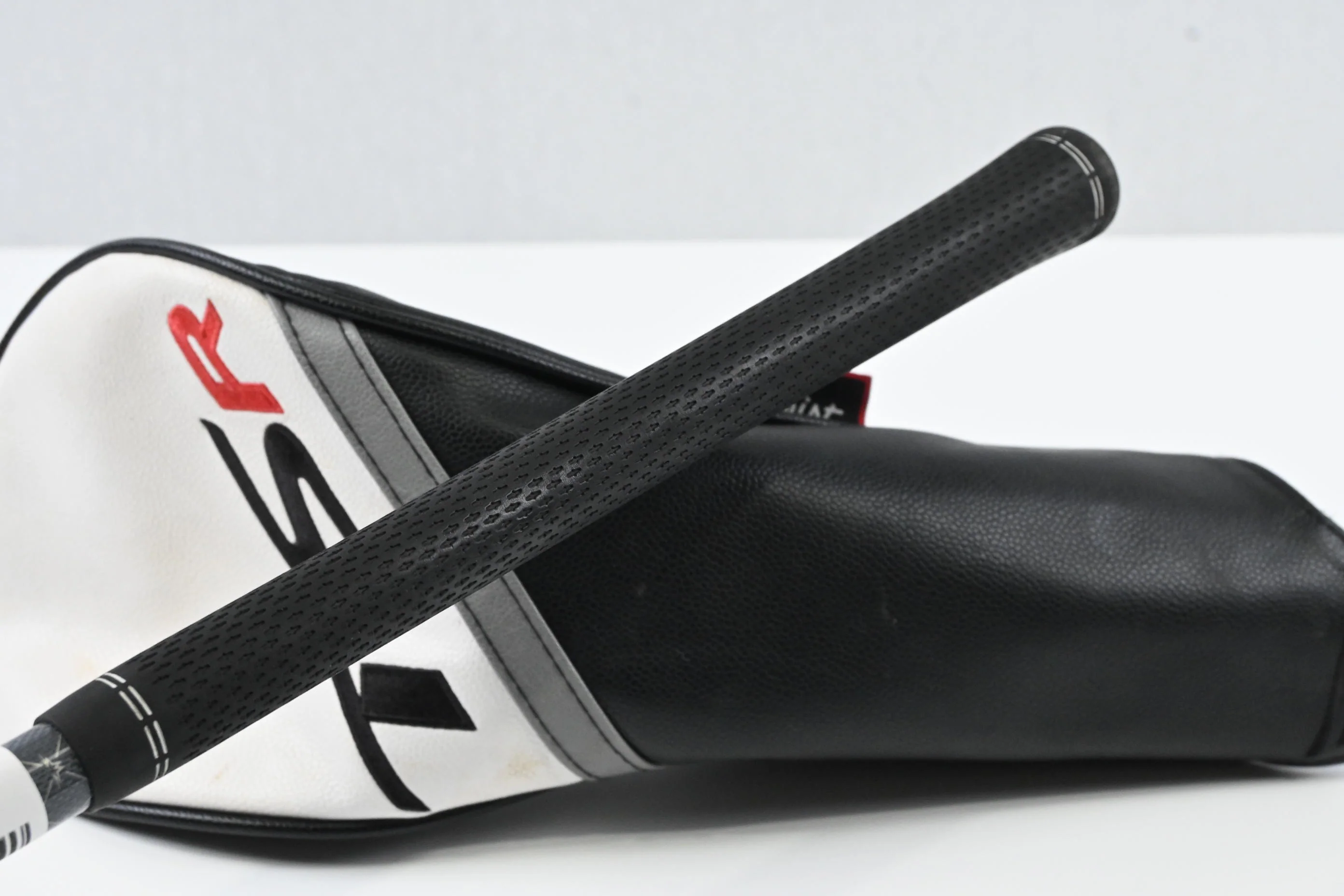 Titleist TSR3 Driver / 9 Degree / Stiff Flex Tensei AV Blue 55 Shaft - Image 8
