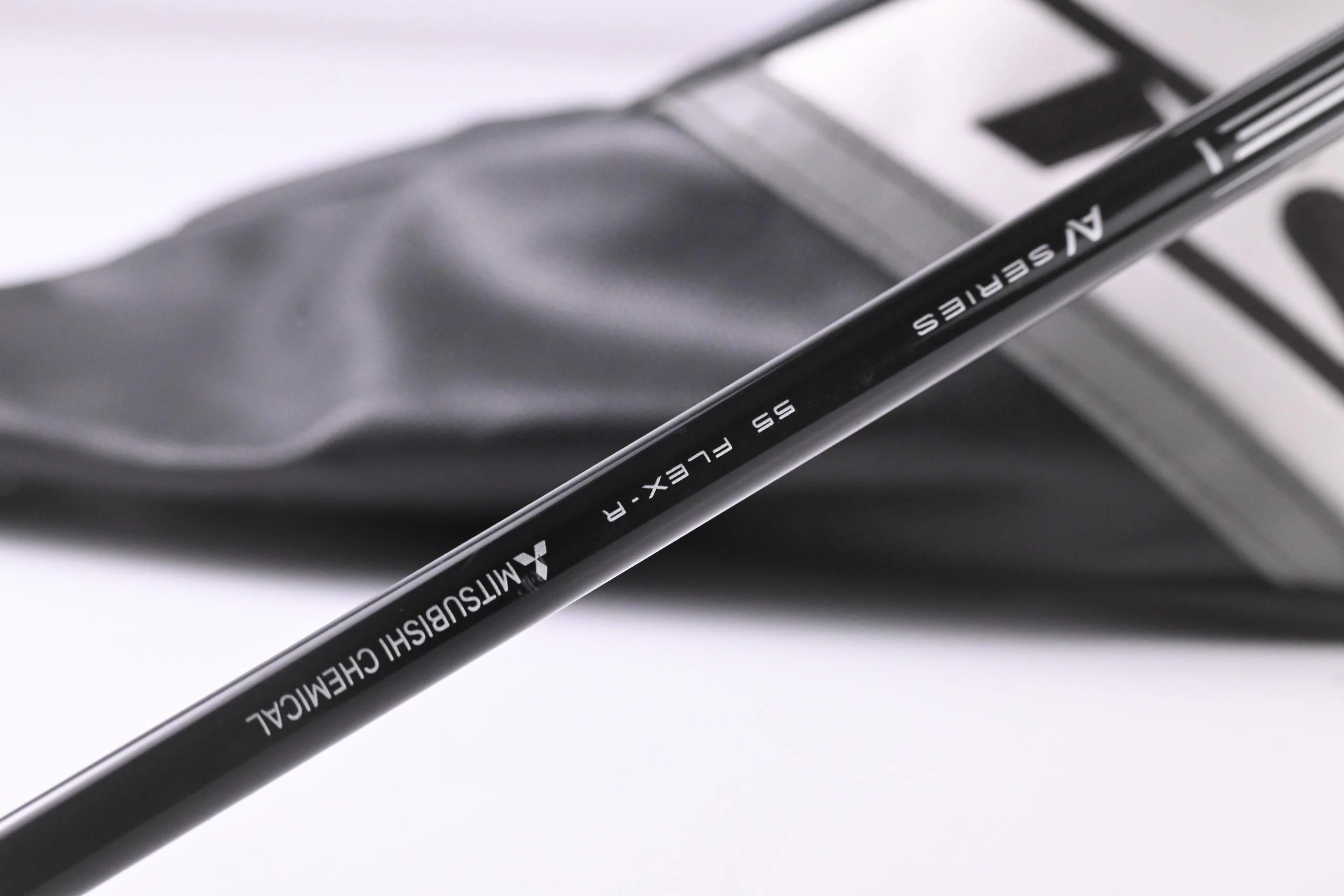 Titleist TSR3 Driver / 10 Degree / Regular Flex Tensei AV Blue 55 Shaft - Image 6