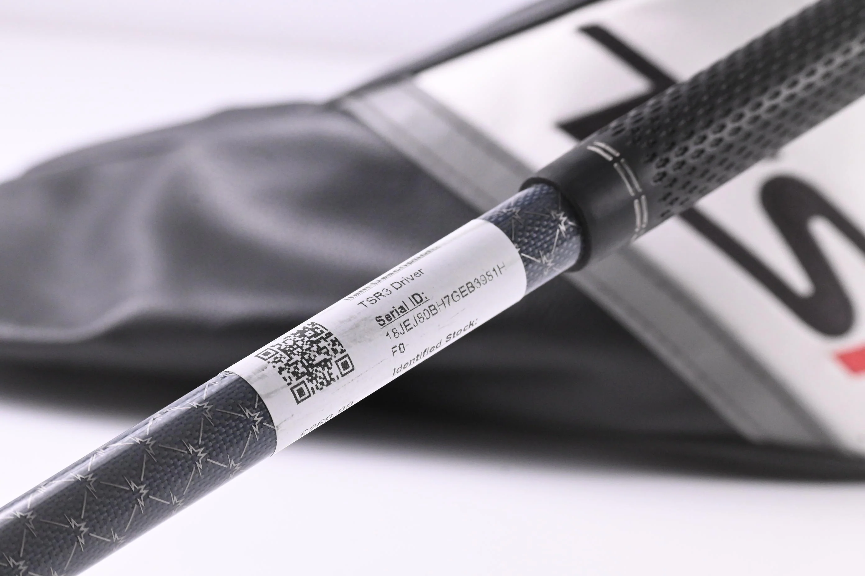 Titleist TSR3 Driver / 10 Degree / Regular Flex Tensei AV Blue 55 Shaft - Image 7