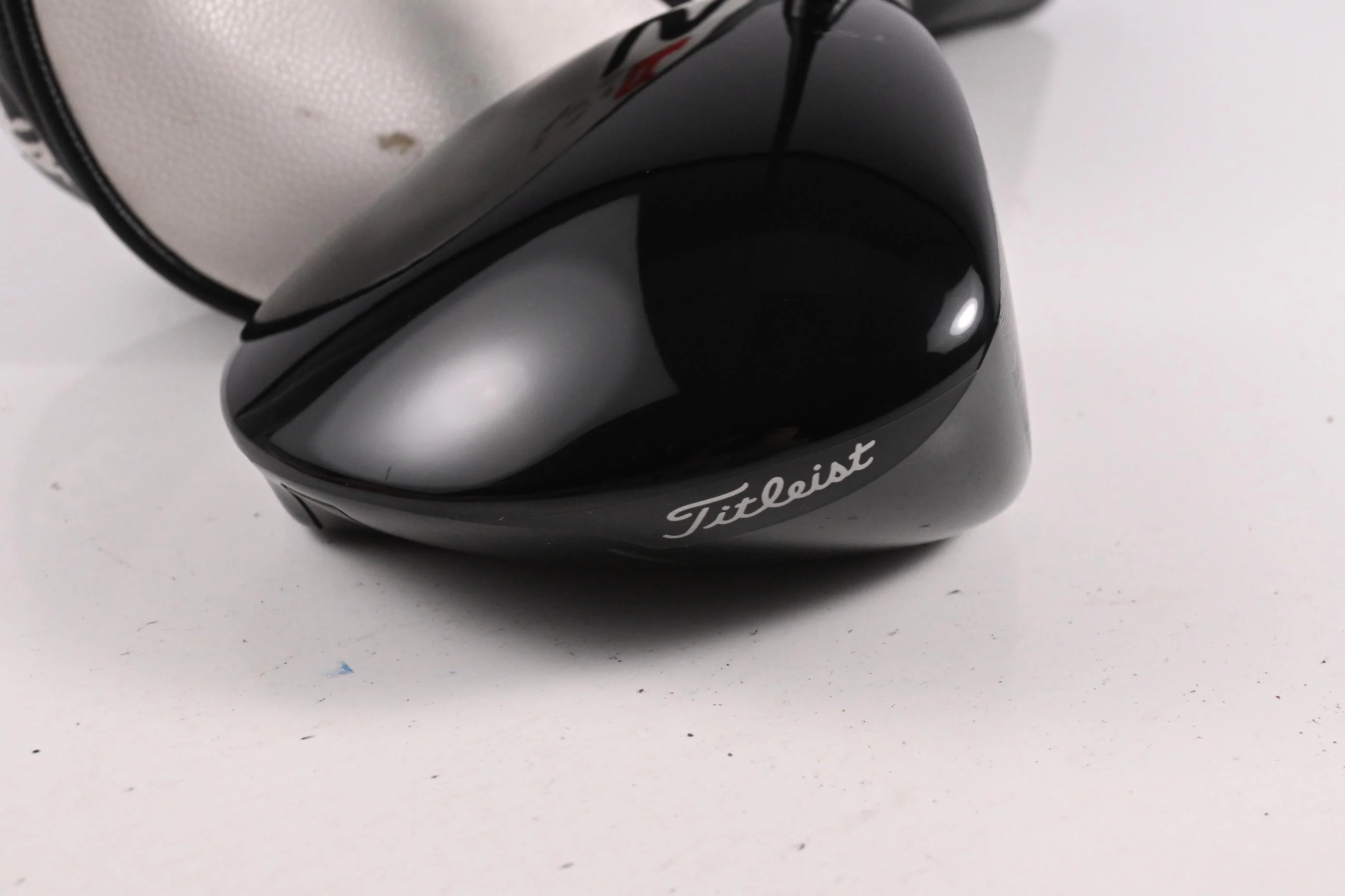Titleist TSR4 Driver / 9 Degree / Stiff Flex HZRDUS Gen4 Black 60 Shaft - Image 3