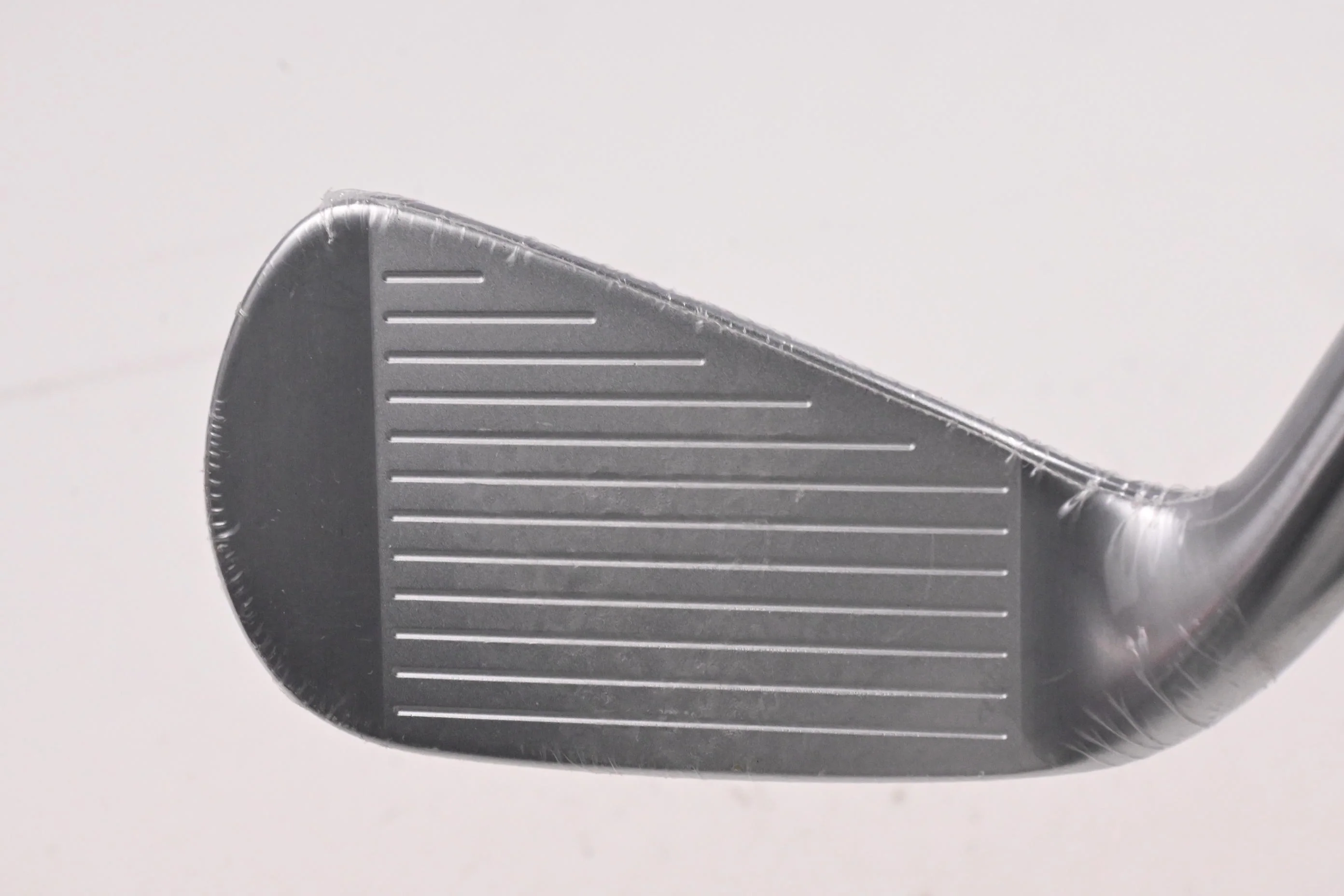Titleist U.505 2025 Utility #3 Iron / 20 Degree / Stiff Flex HZRDUS Black 80 Shaft - Image 2