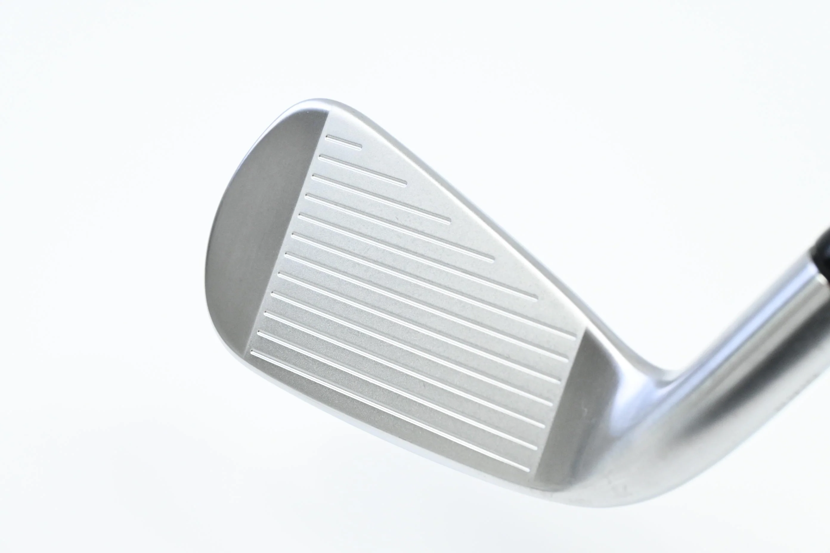 Titleist U505 2025 Utility #2 Iron / 18 Degree / Stiff Flex HZRDUS Gen5 Black 80 - Image 2