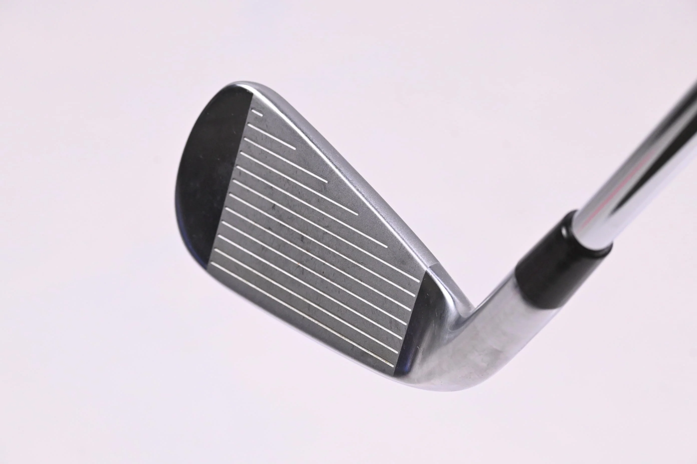 Titleist U505 #2 Iron / 18 Degree / X-Flex Dynamic Gold 120 X100 Shaft - Image 2