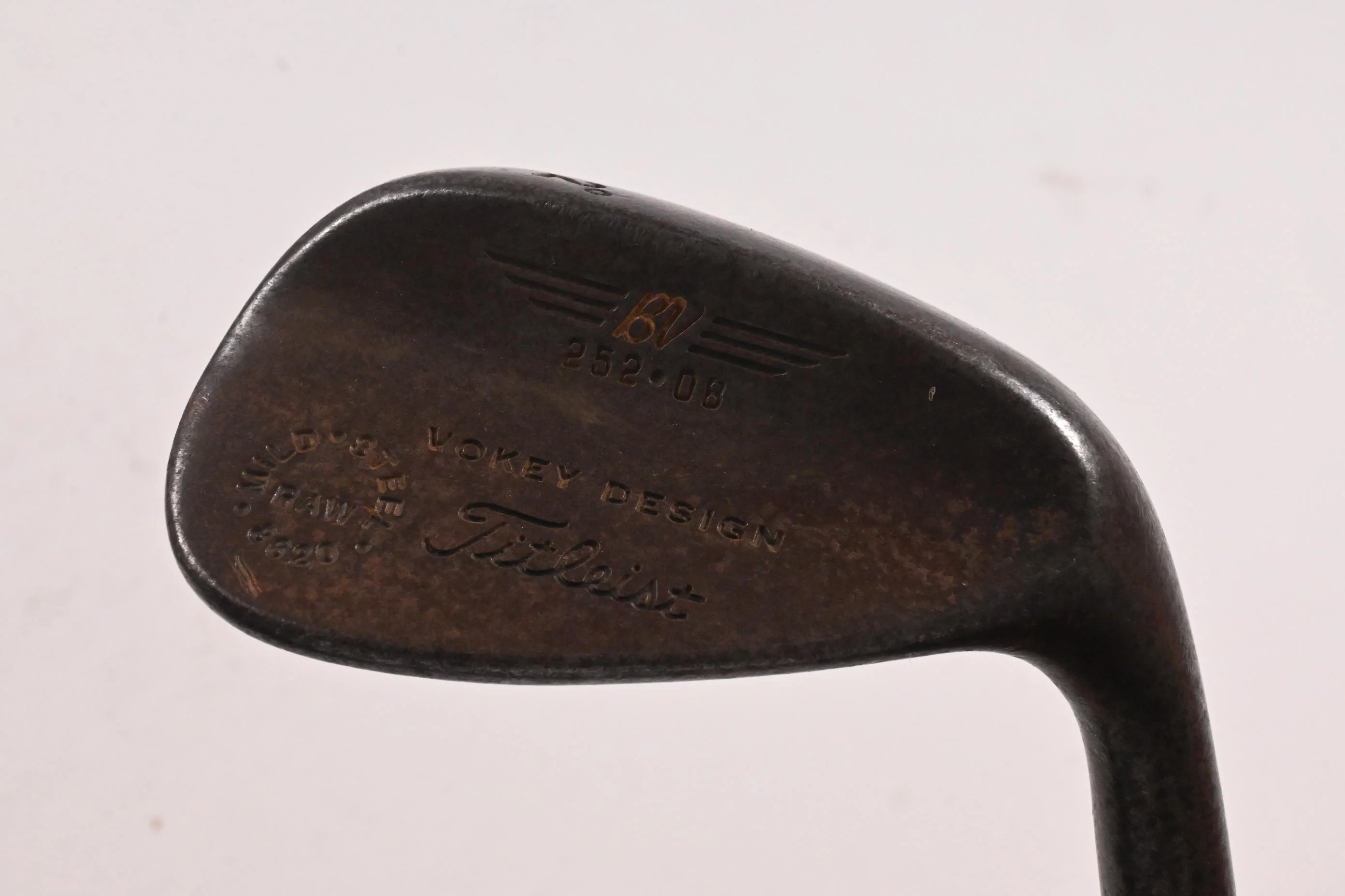 Titleist Vokey 200 Series Gap Wedge / 52 Degree / Wedge Flex Dynamic Gold Shaft