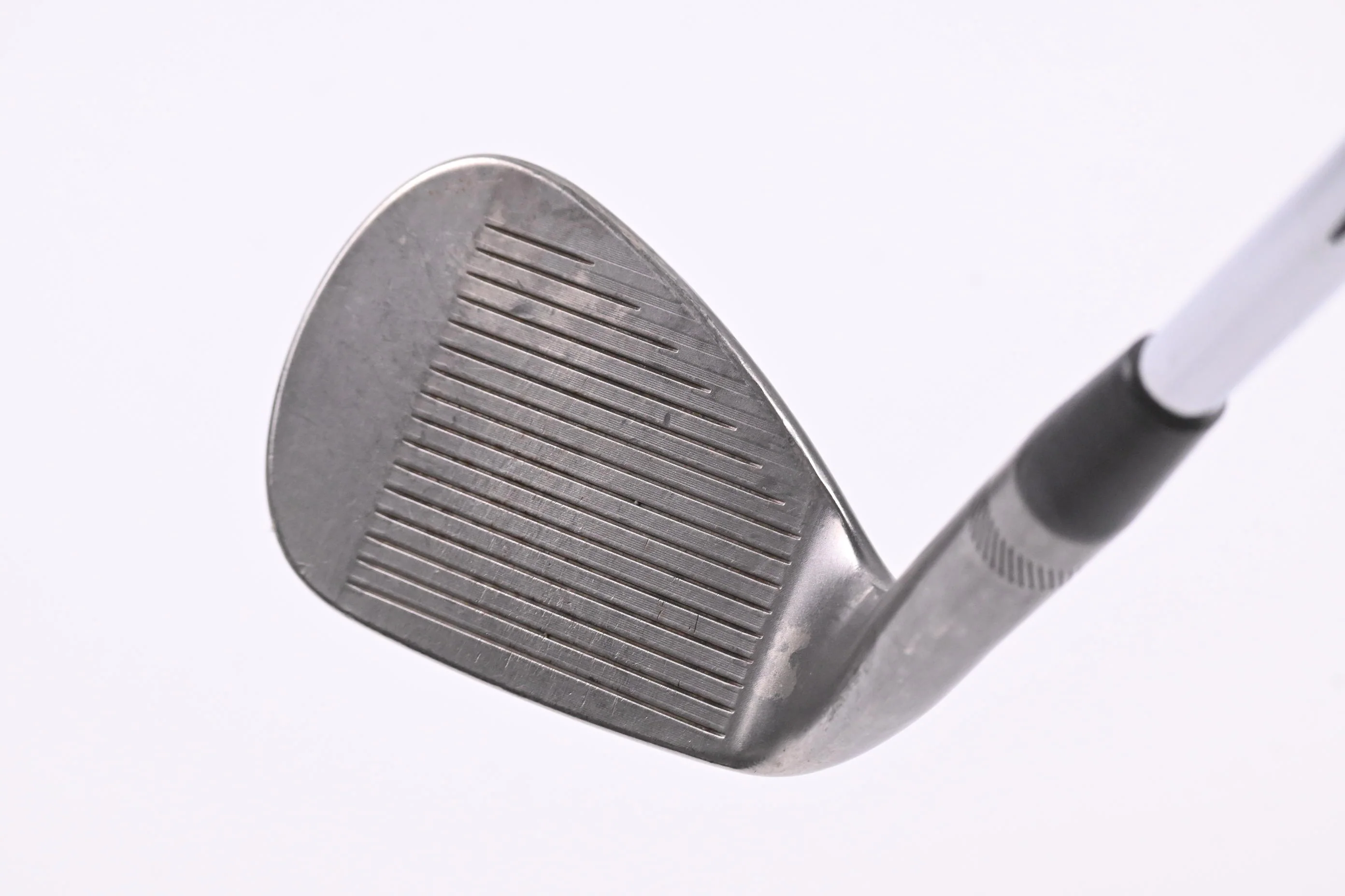 Titleist Vokey SM10 Gap Wedge / 50 Degree / X-Flex Dynamic Gold AMT White X100 - Image 2