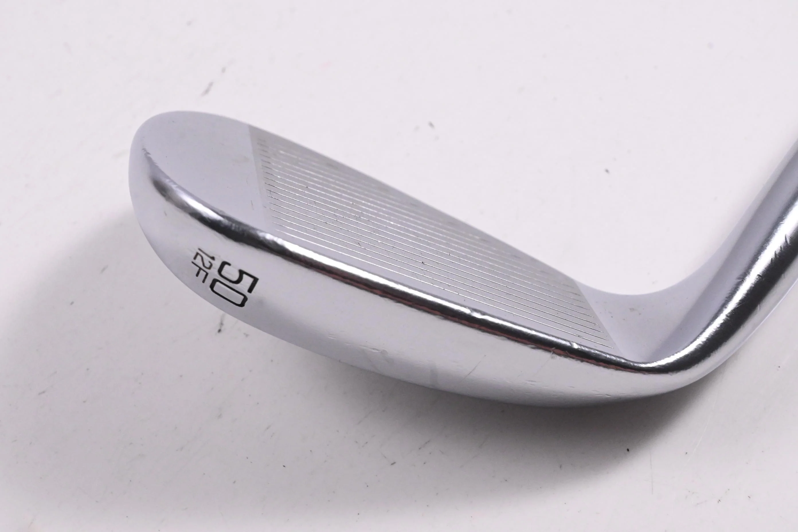 Titleist Vokey SM8 Gap Wedge / 50 Degree / Regular Flex AMT Black R300 Shaft - Image 3