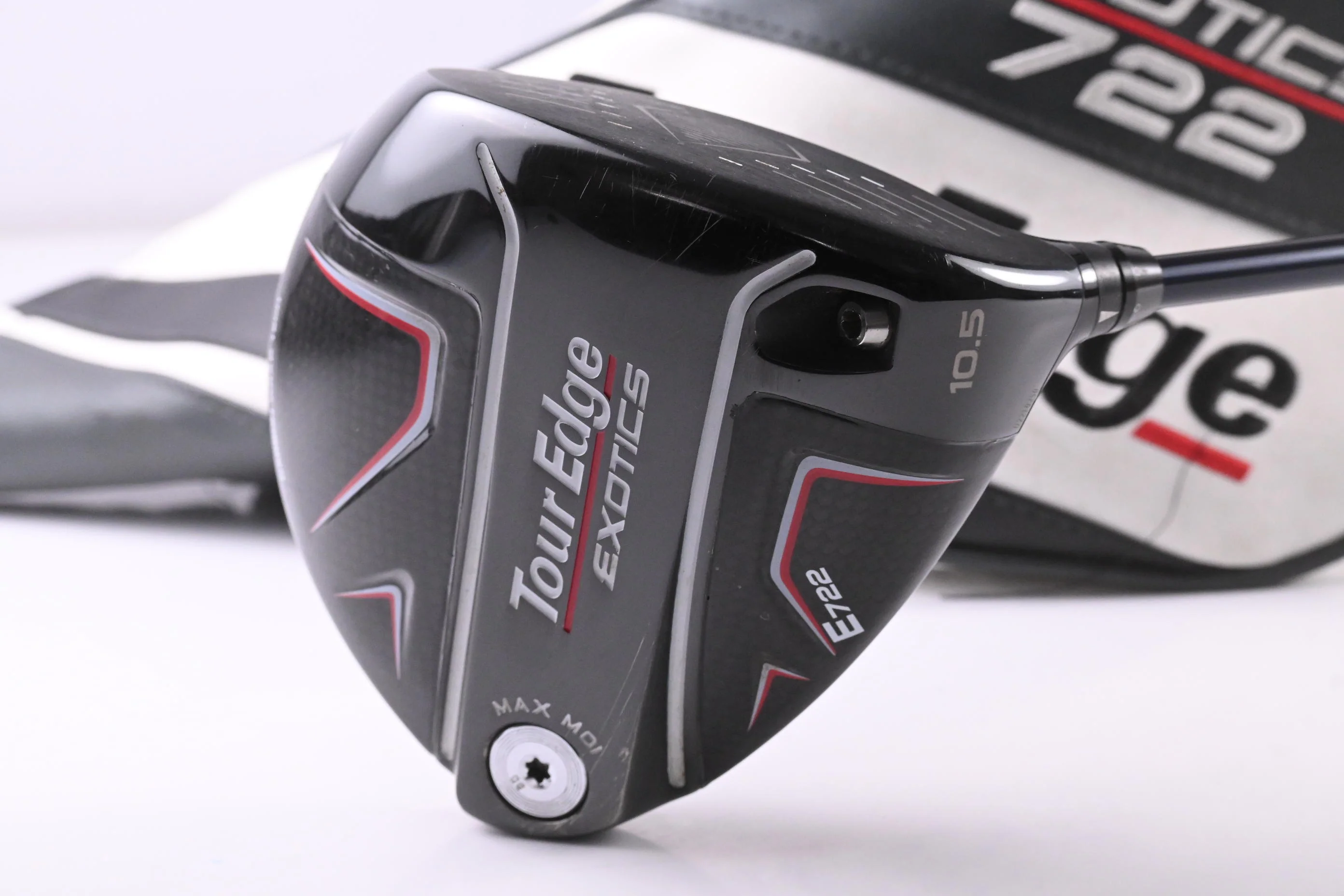 Tour Edge E722 Driver / 10.5 Degree / Regular Flex Fujikura Ventus Blue 6 Shaft - Image 2