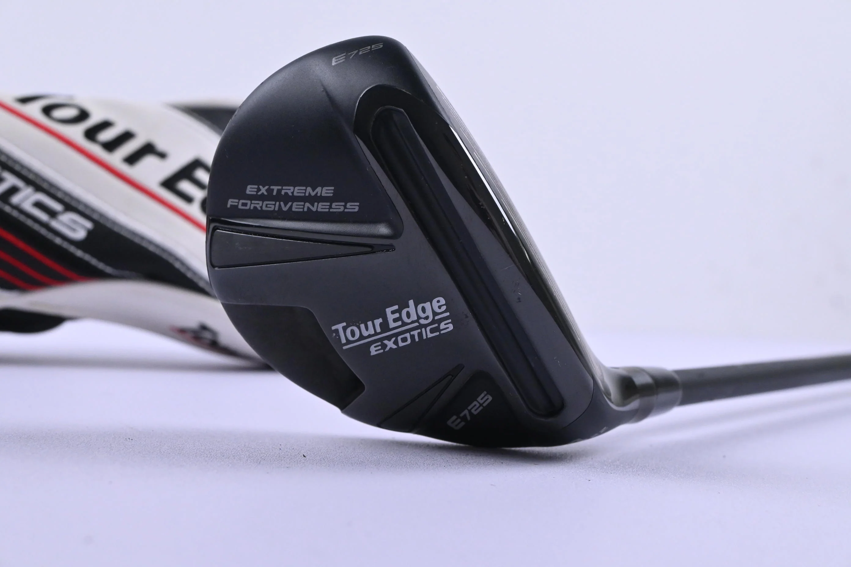 Tour Edge E725 #4 Hybrid / 22 Degree / Regular Flex Cypher 60 Shaft